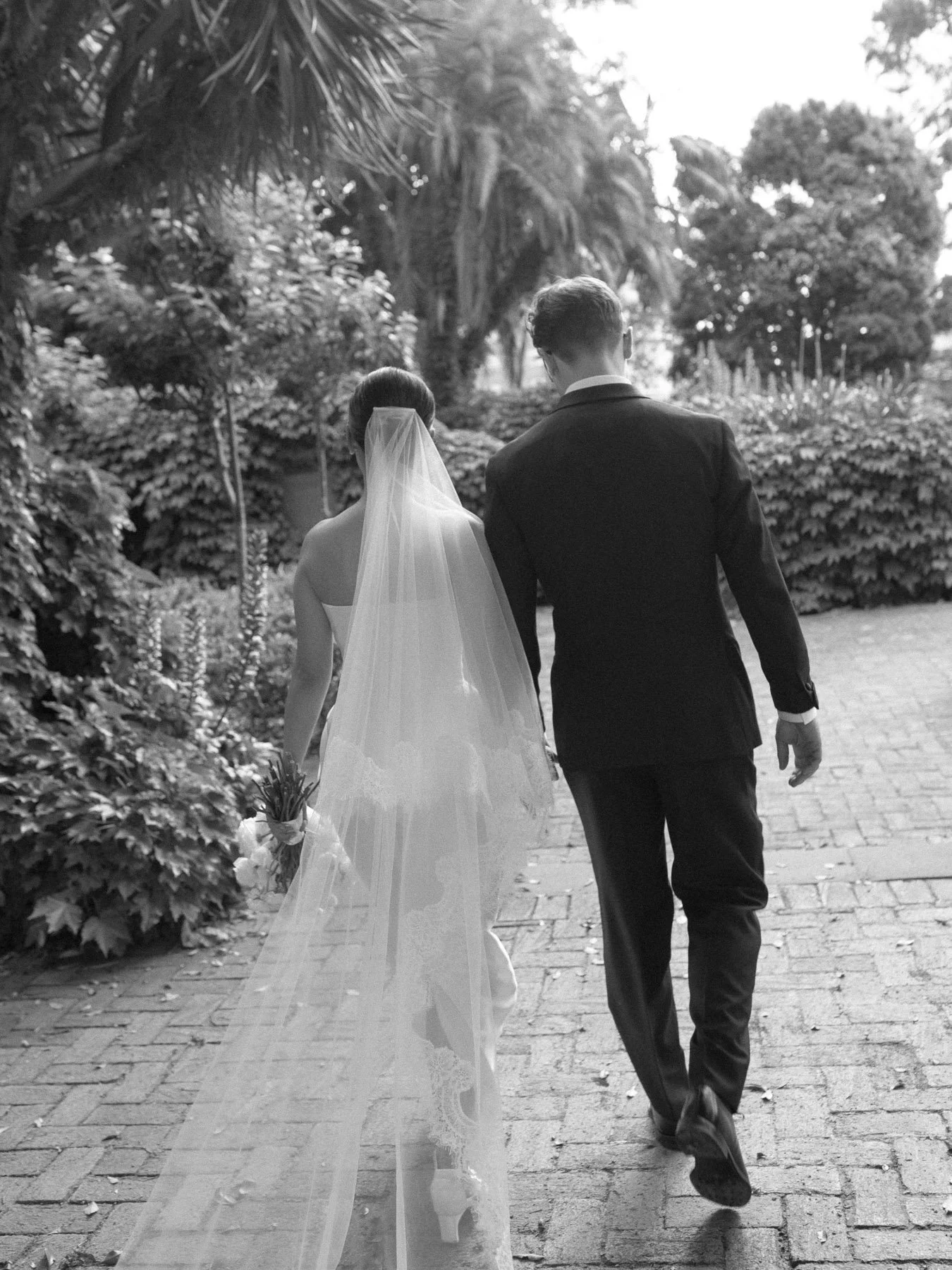 franca-potts-point-wedding-robert-meredith-065.jpg
