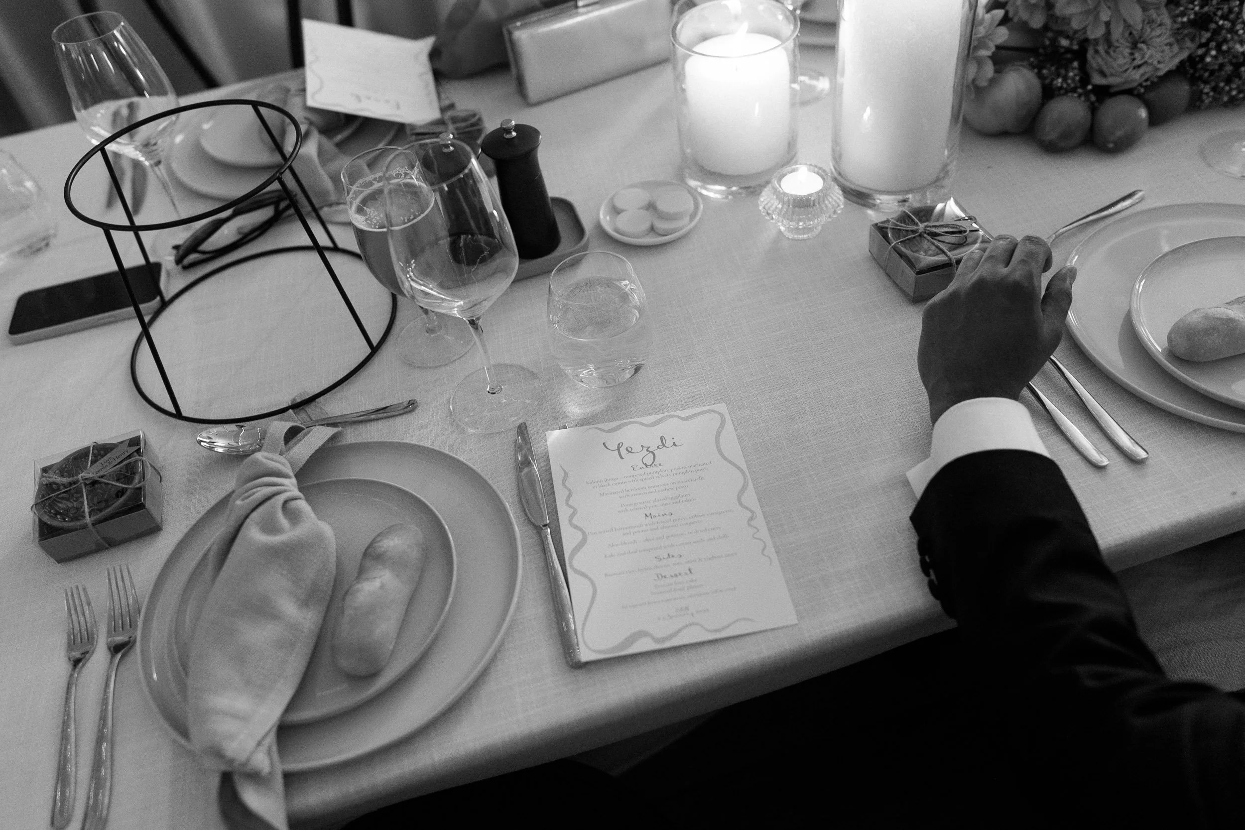 q-station-wedding-manly-robert-meredith-116.jpg