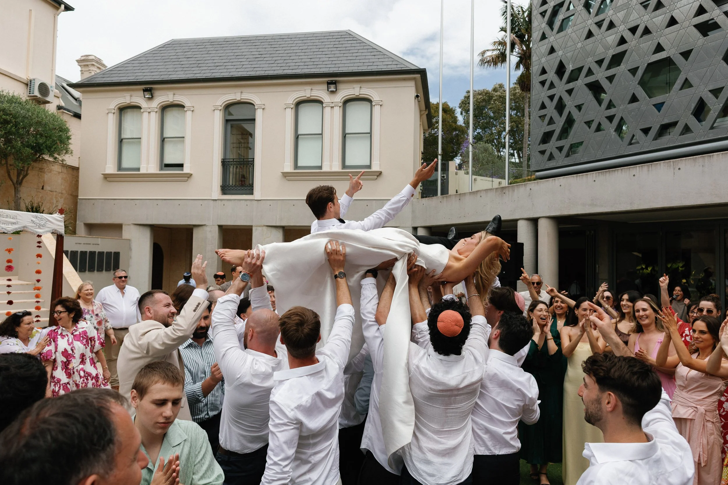 great-synagogue-wedding-robert-meredith-025.jpg