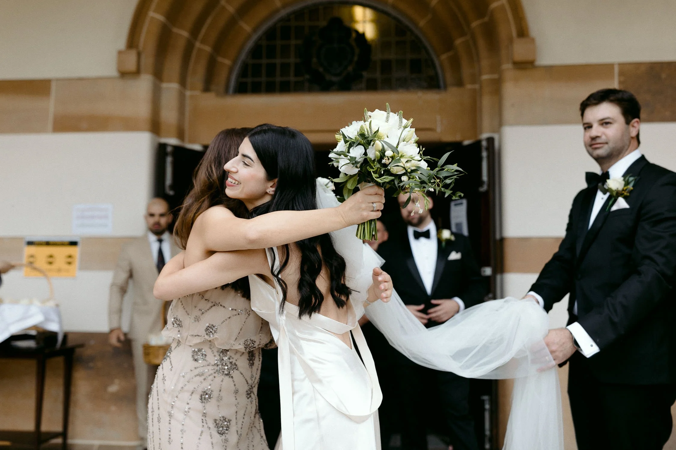 the-ivy-sydney-wedding-robert-meredith-0050.jpg