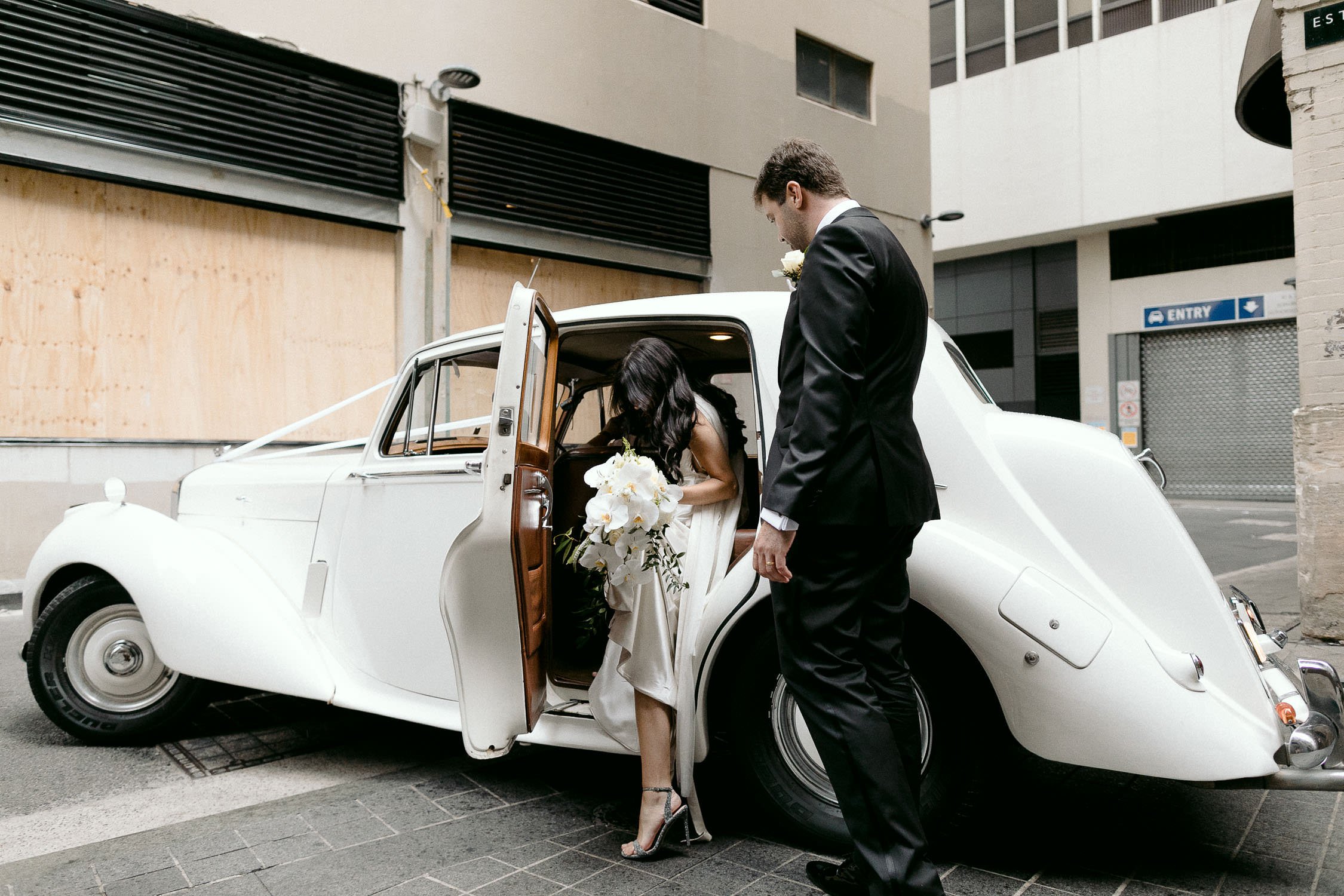 the-ivy-sydney-wedding-robert-meredith-0090.jpg