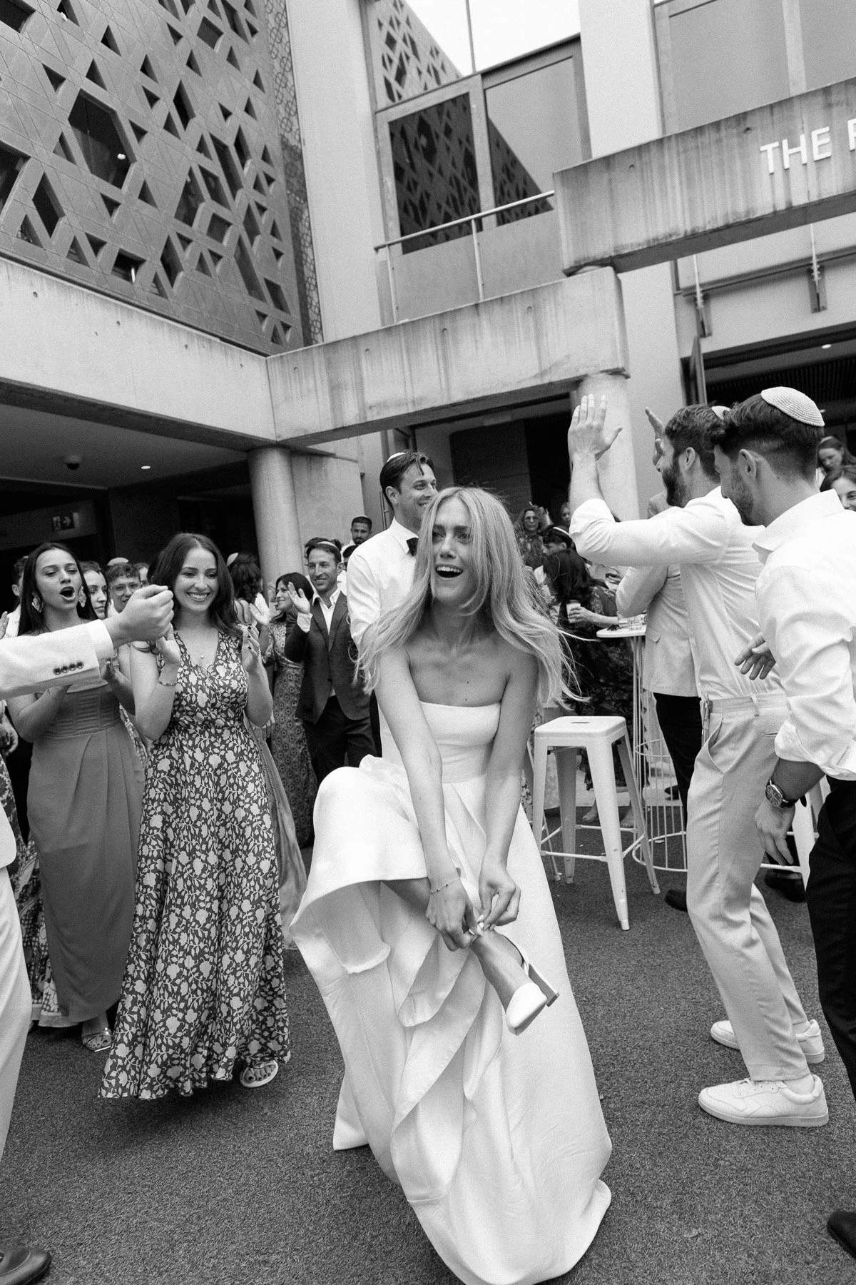 great-synagogue-wedding-robert-meredith-008.jpg