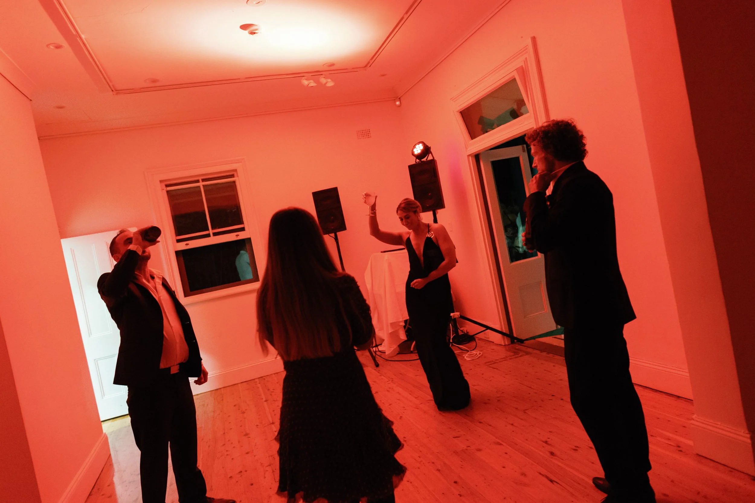 restaurant-hubert-wedding-robert-meredith-016.jpg