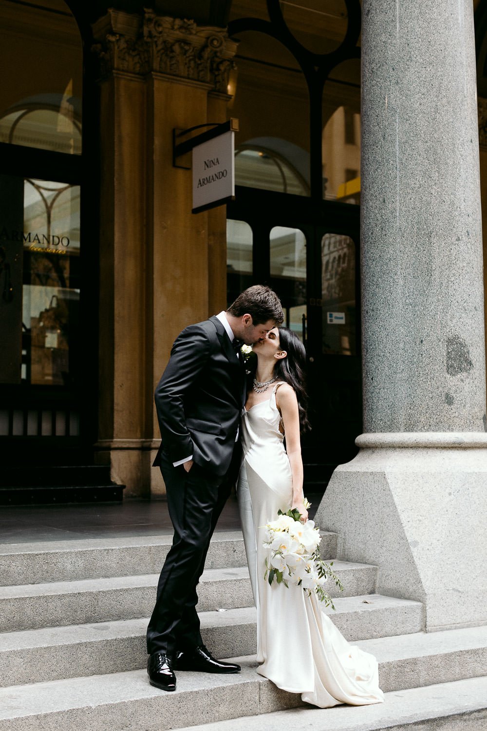 the-ivy-sydney-wedding-robert-meredith-0057.jpg