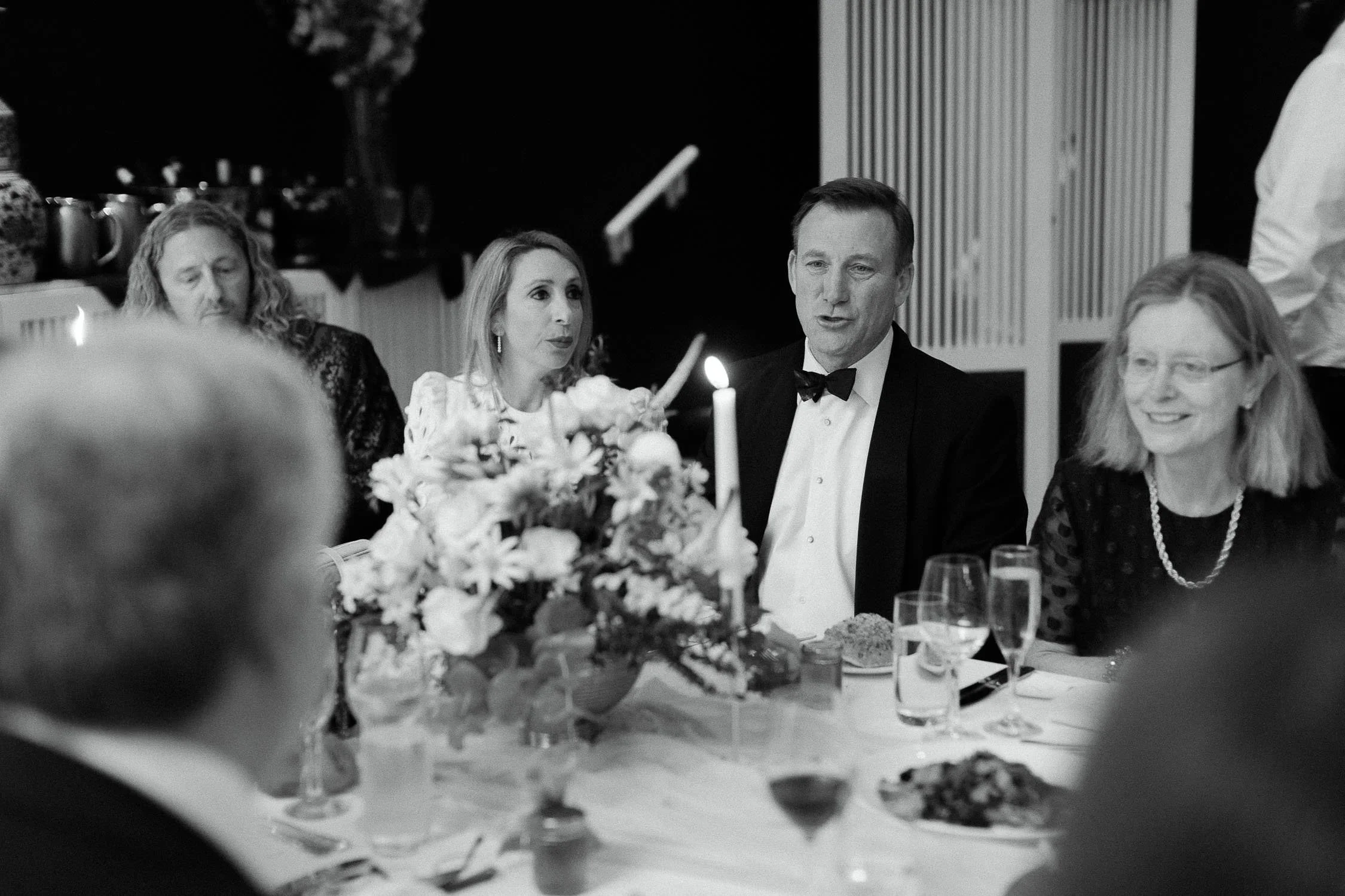 the-ivy-sydney-wedding-robert-meredith-0107.jpg