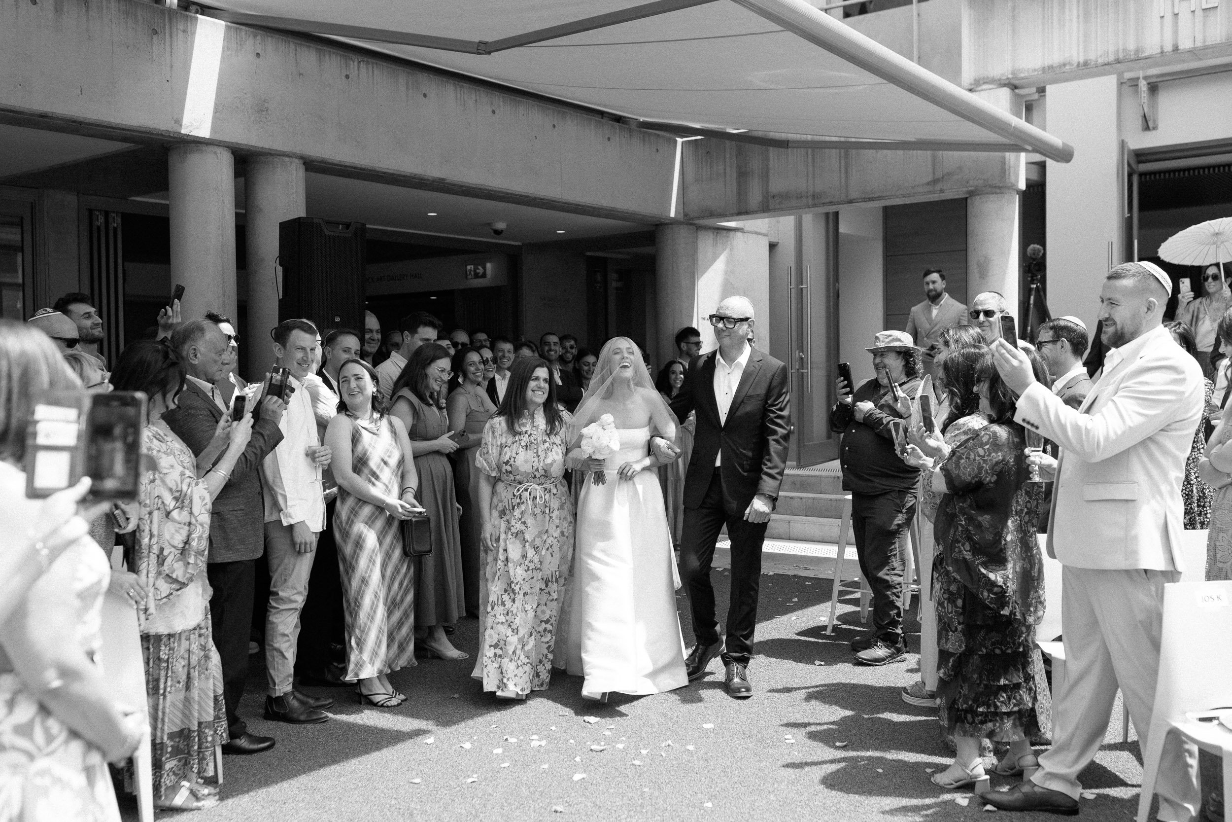 great-synagogue-wedding-robert-meredith-090.jpg