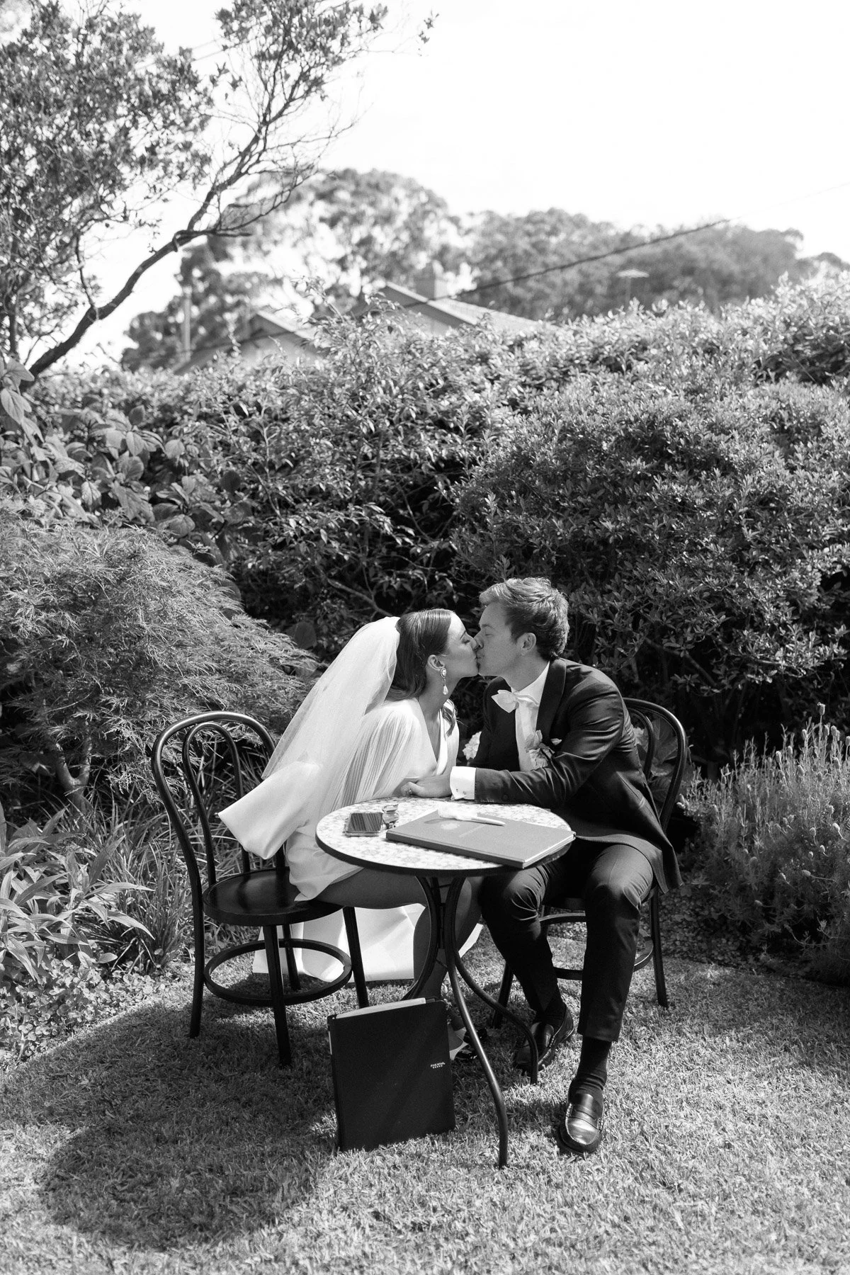 backyard-wedding-robert-meredith-037.jpg
