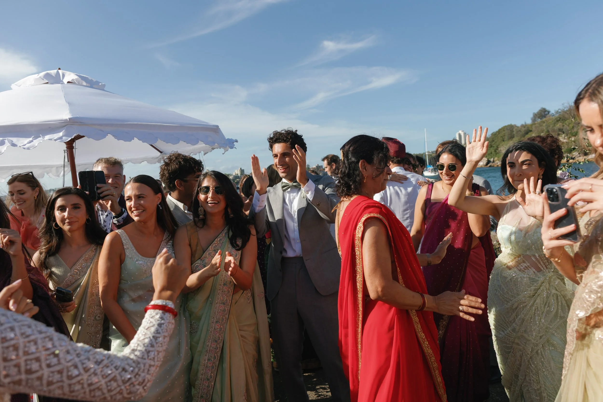q-station-wedding-manly-robert-meredith-092.jpg