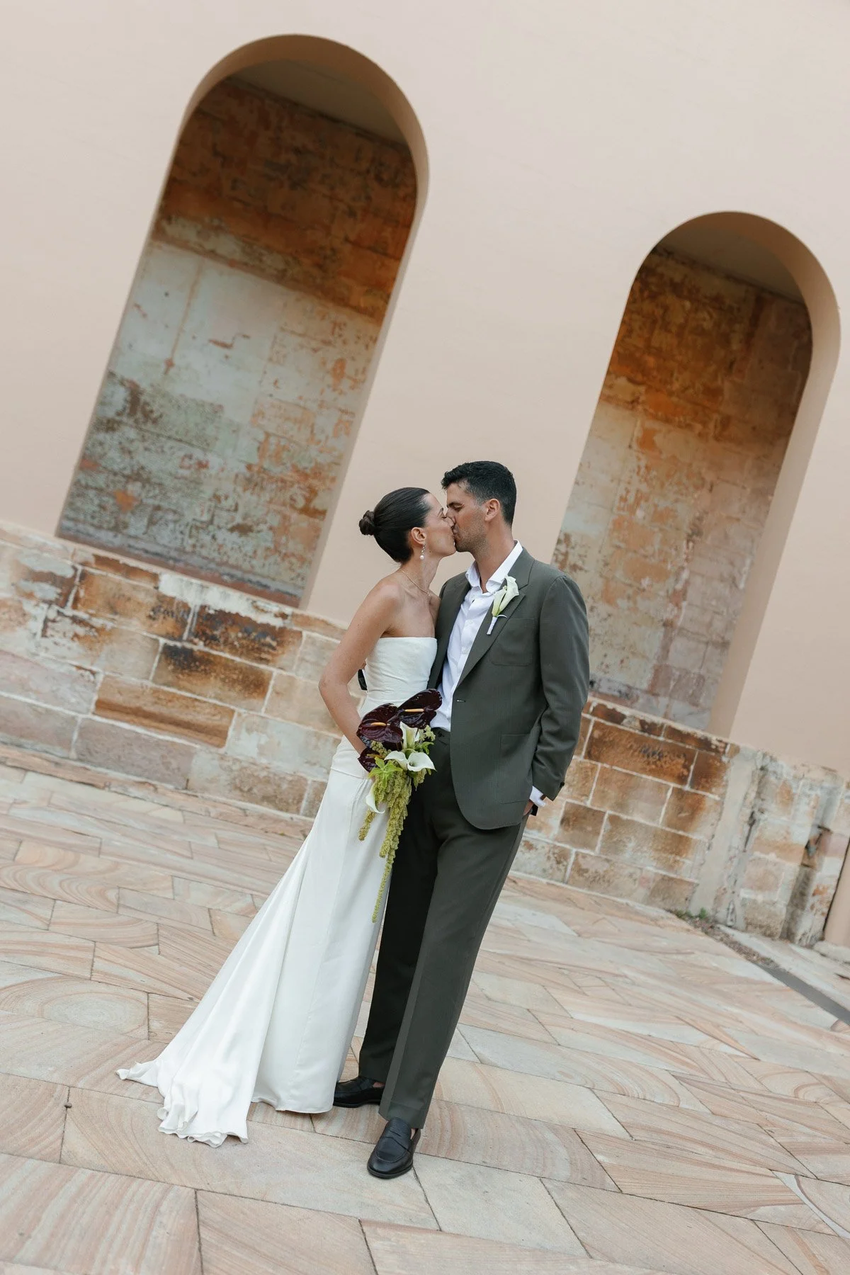 machine-hall-wedding-sydney-robert-meredith-026.jpg