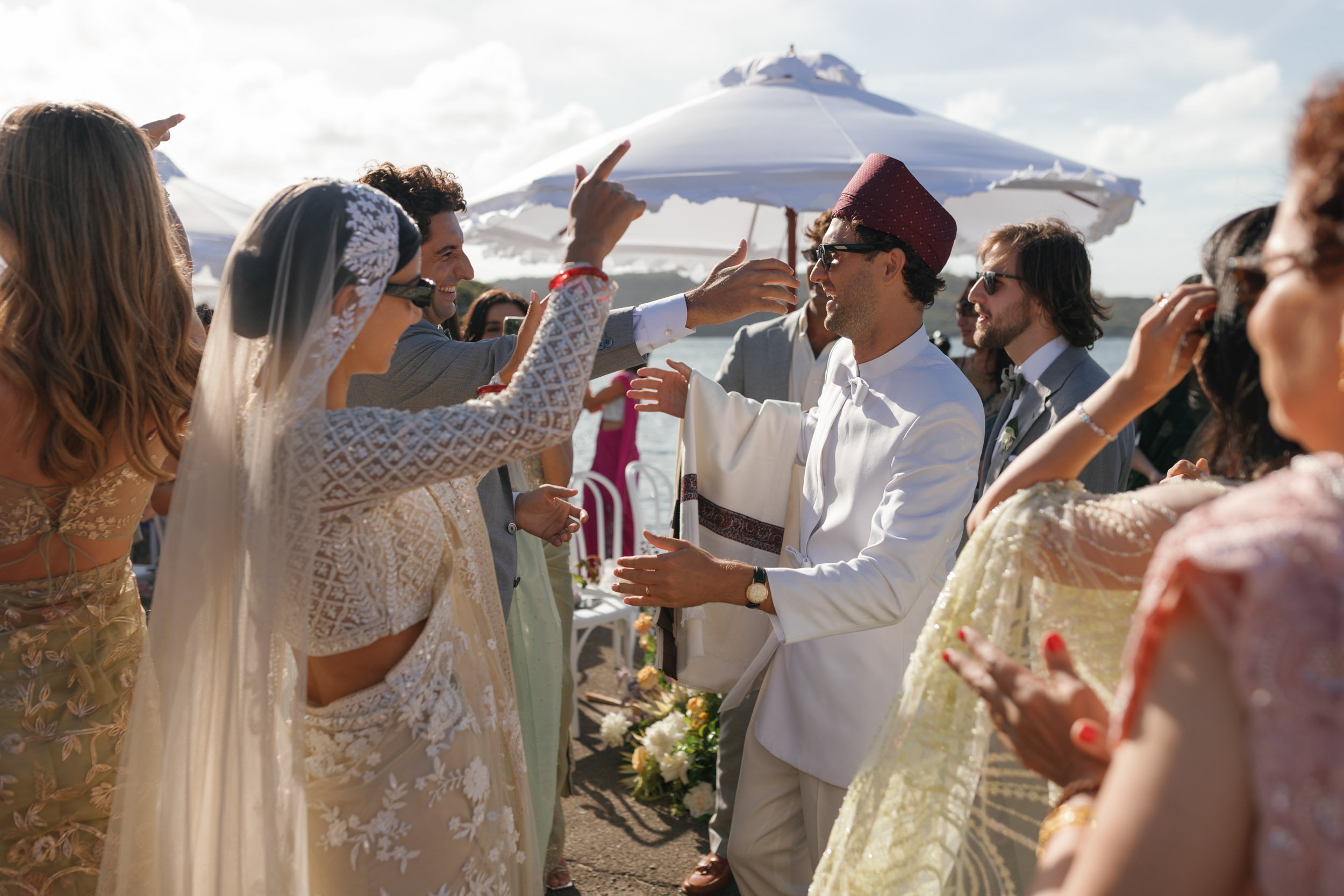 q-station-wedding-manly-robert-meredith-085.jpg
