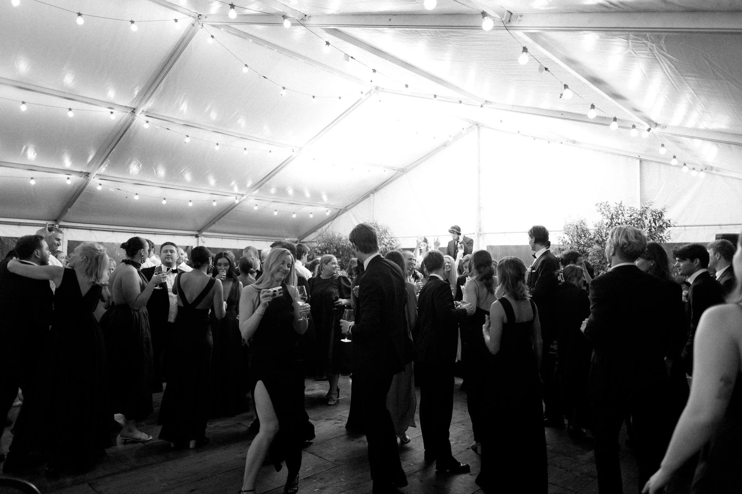backyard-wedding-robert-meredith-045.jpg