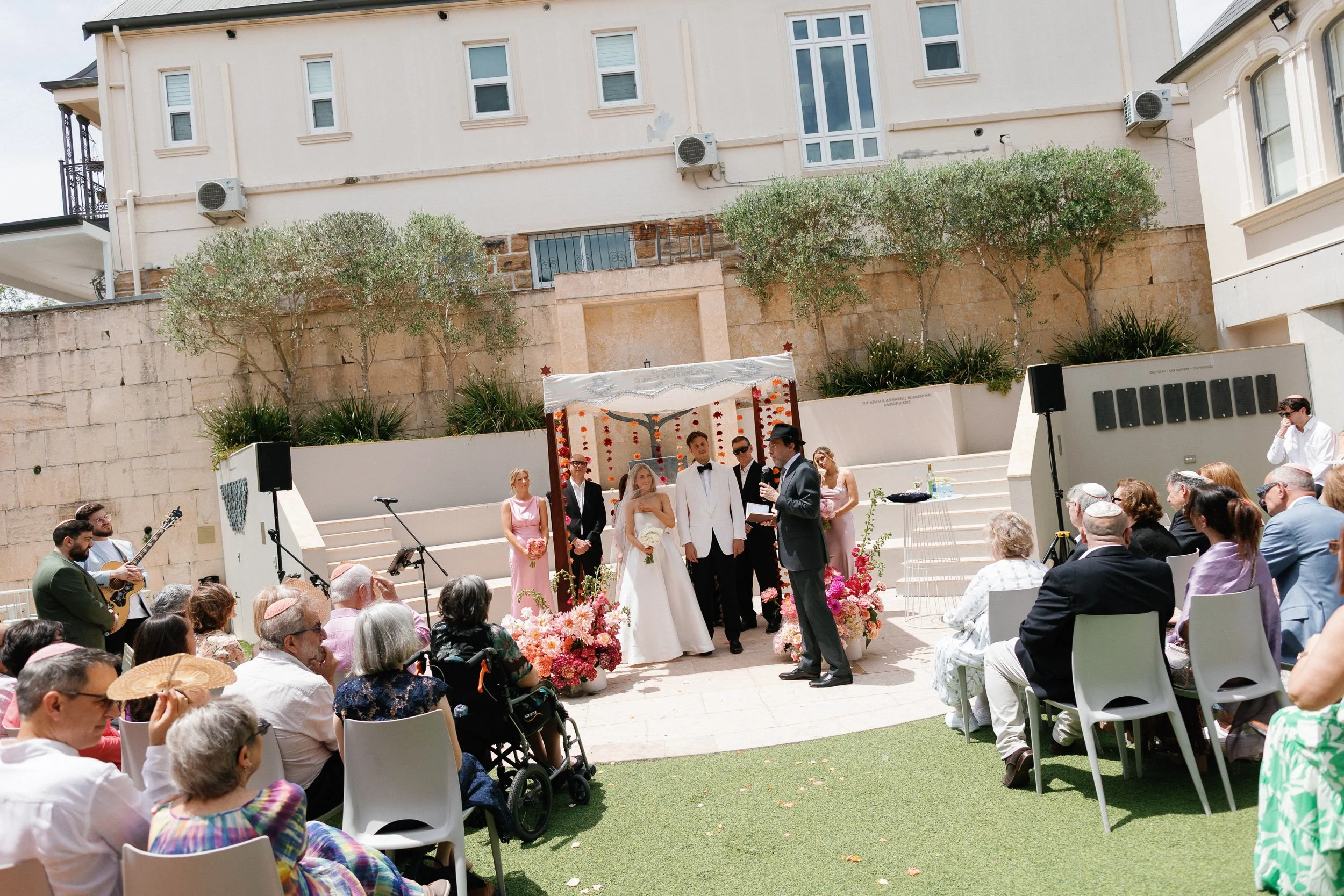 great-synagogue-wedding-robert-meredith-058.jpg