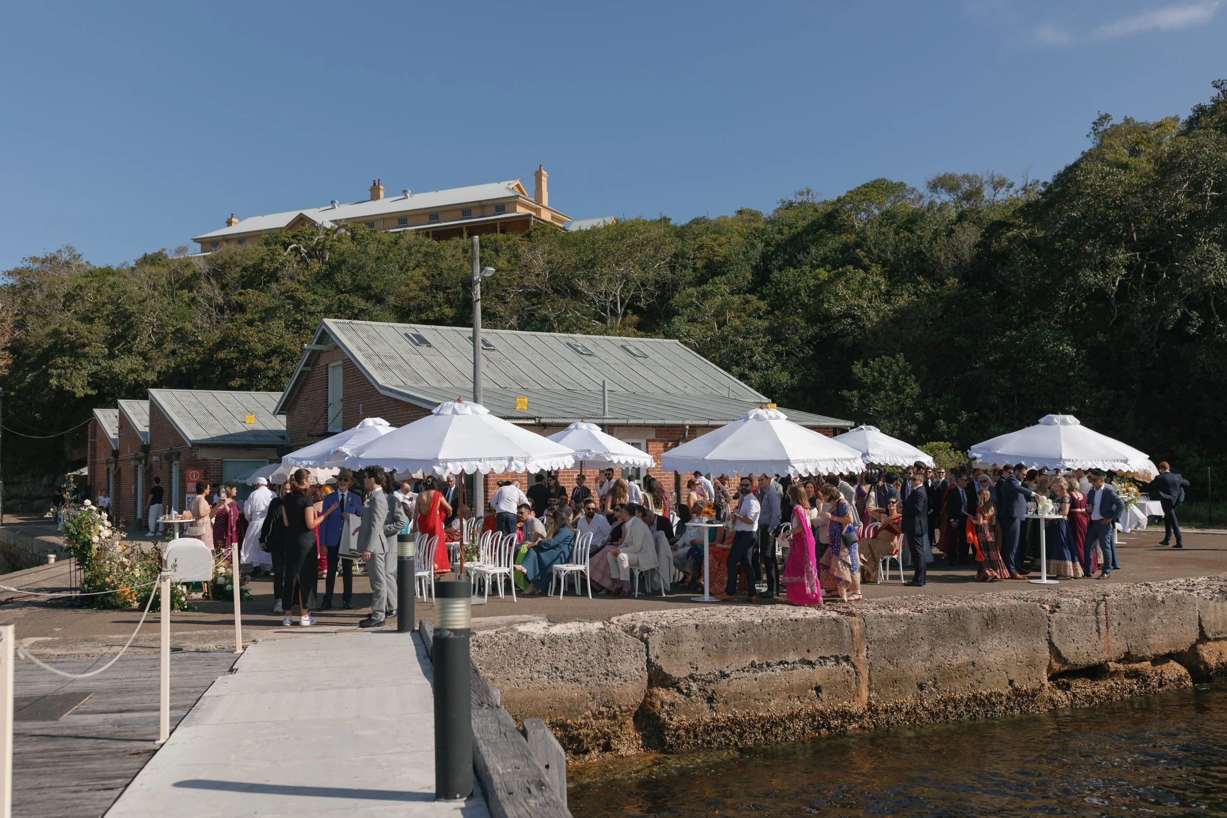 q-station-wedding-manly-robert-meredith-098.jpg