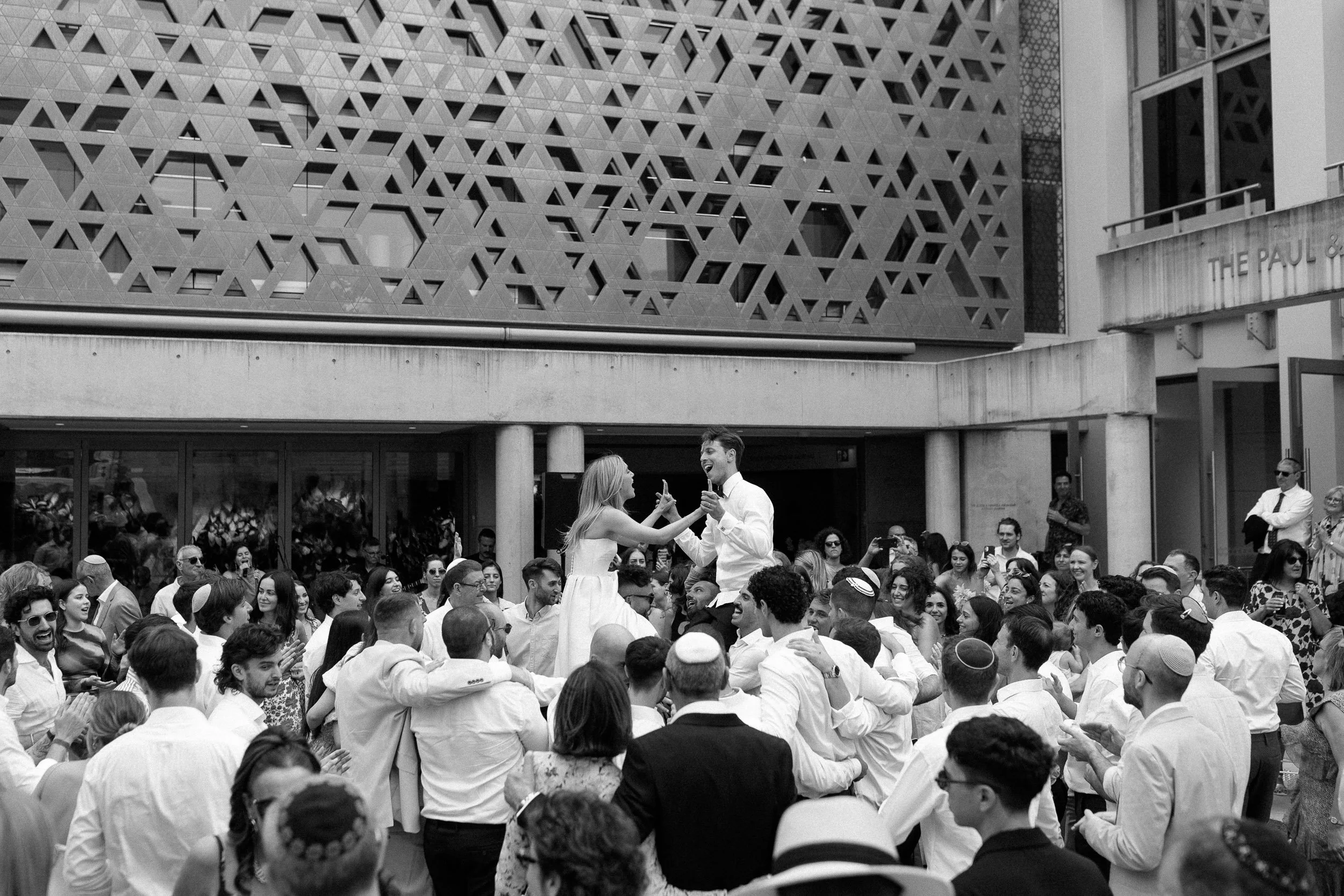 great-synagogue-wedding-robert-meredith-047.jpg