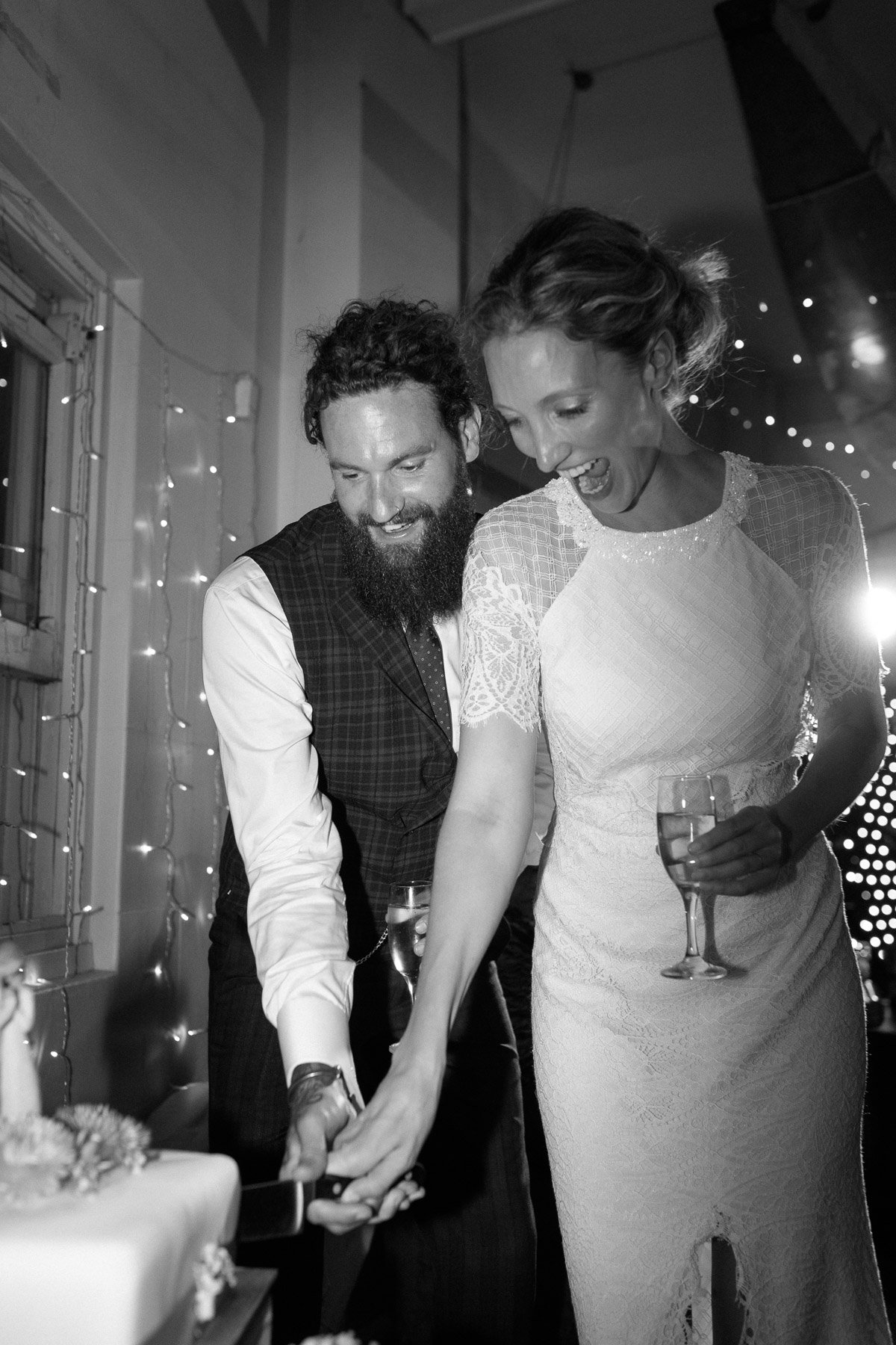 tamarama-slsc-wedding-robert-meredith-124.jpg