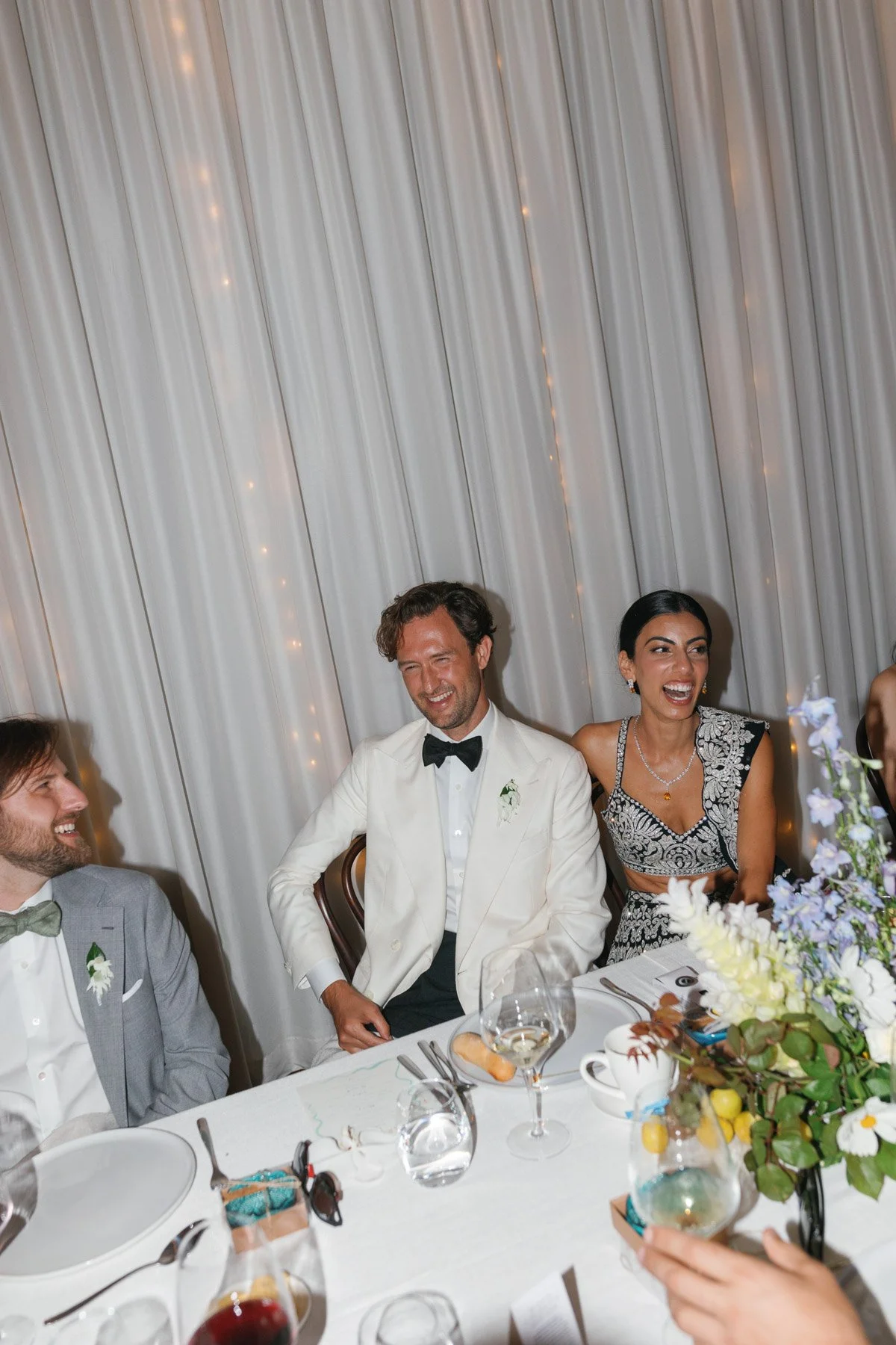 q-station-wedding-manly-robert-meredith-118.jpg