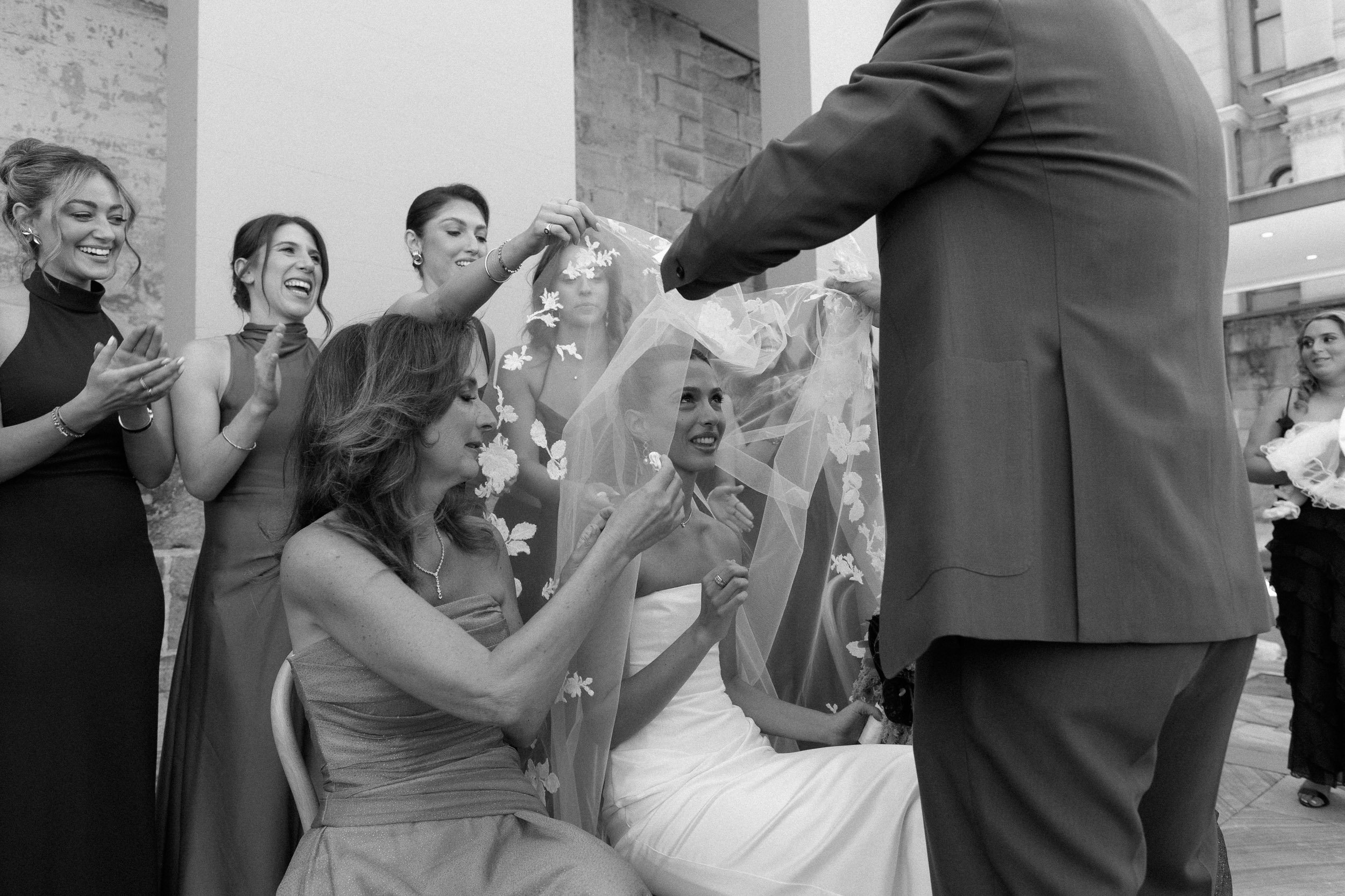 machine-hall-wedding-sydney-robert-meredith-131.jpg