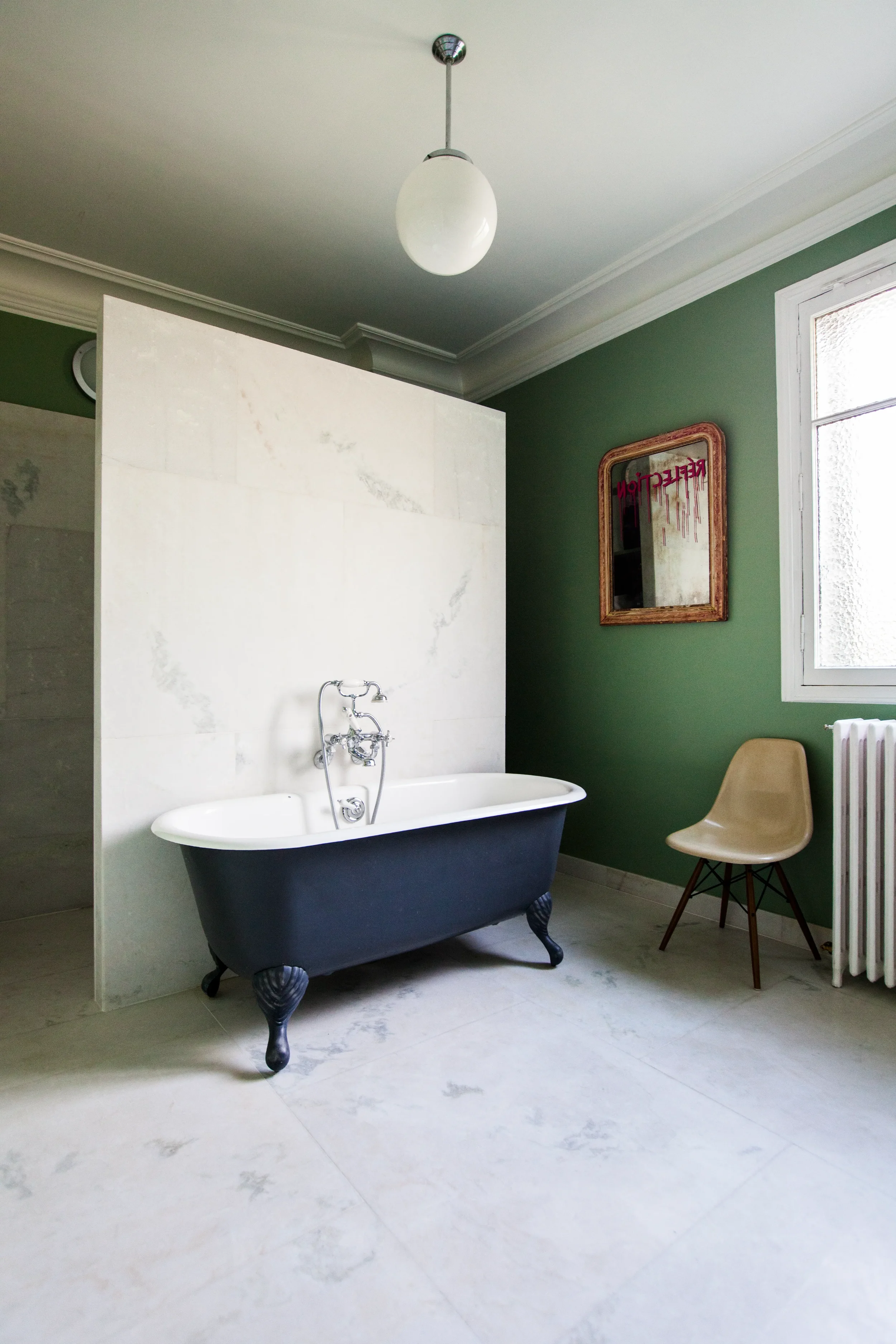 Rénovation complète et architecture d'intérieur de la résidence privée d'Éric Cantona à Paris par DMM Interiors.