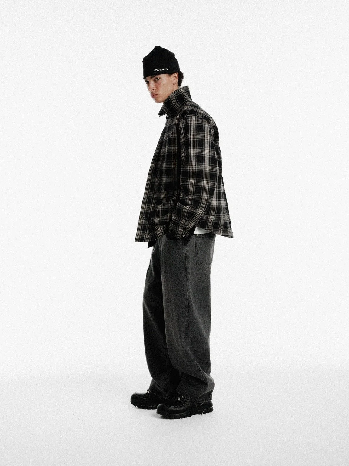 SWEATSWINTER26-3080_web.jpg
