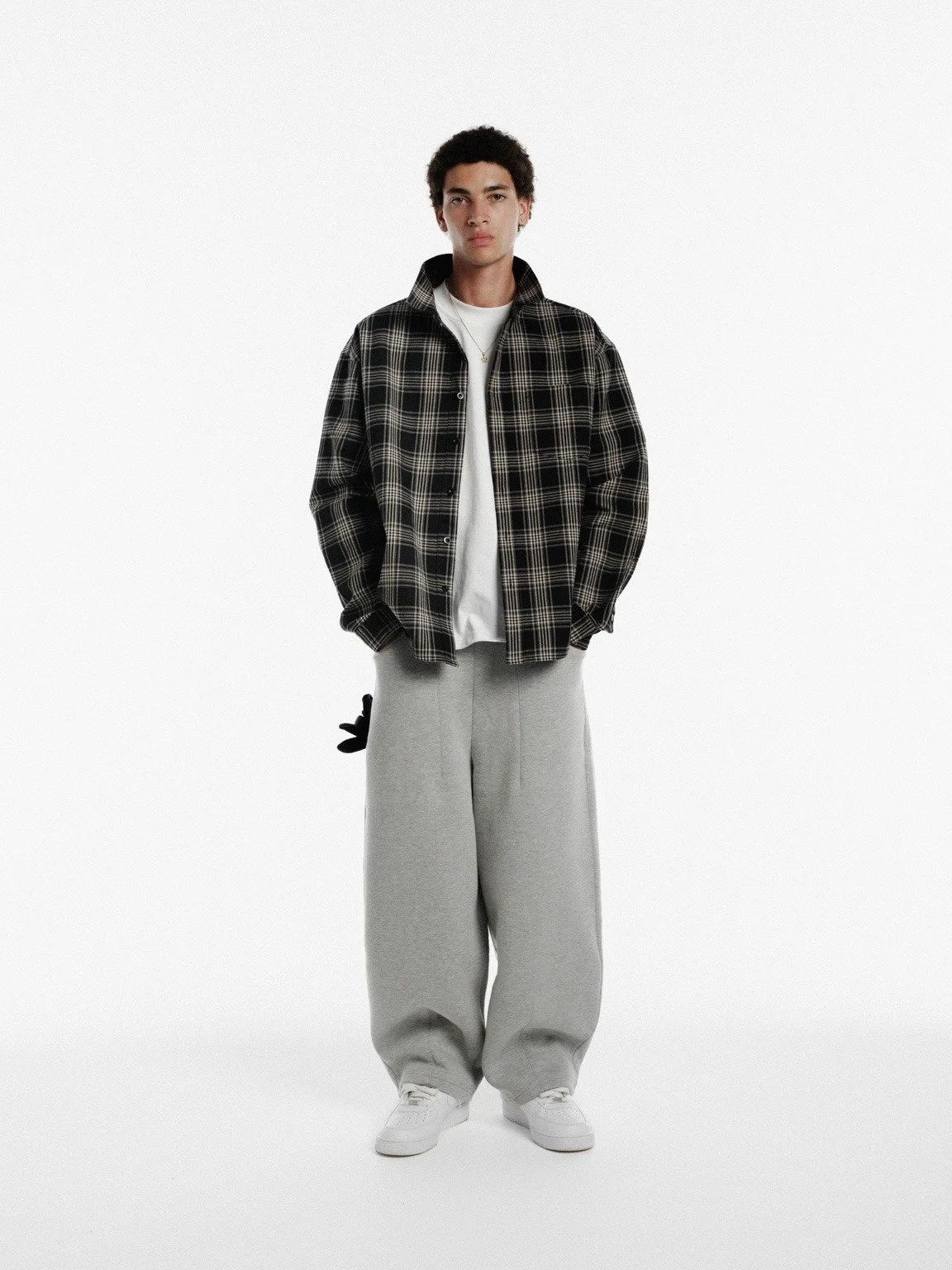 SWEATSWINTER26-3021_web.jpg