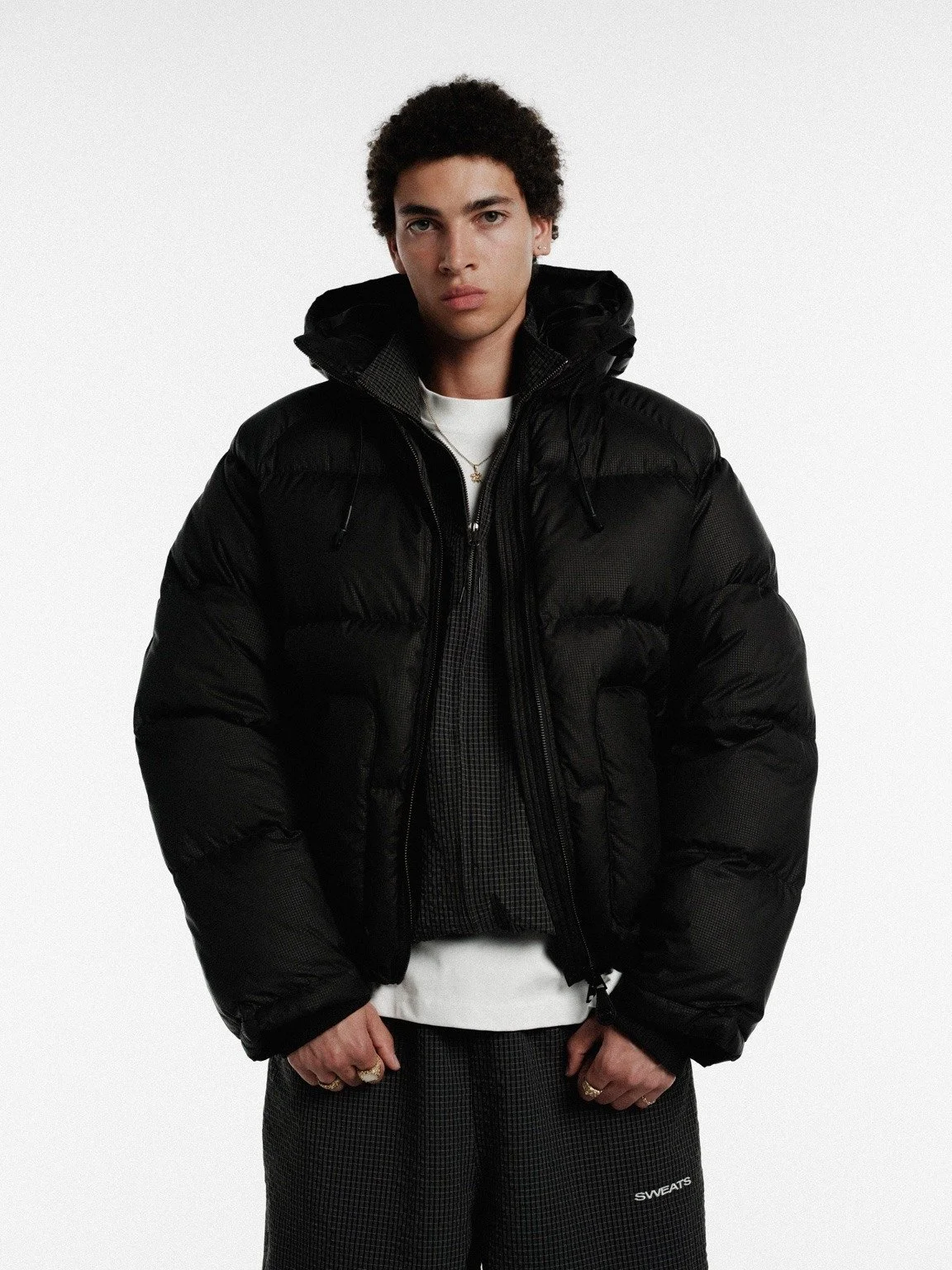 SWEATSWINTER26-2788_web.jpg