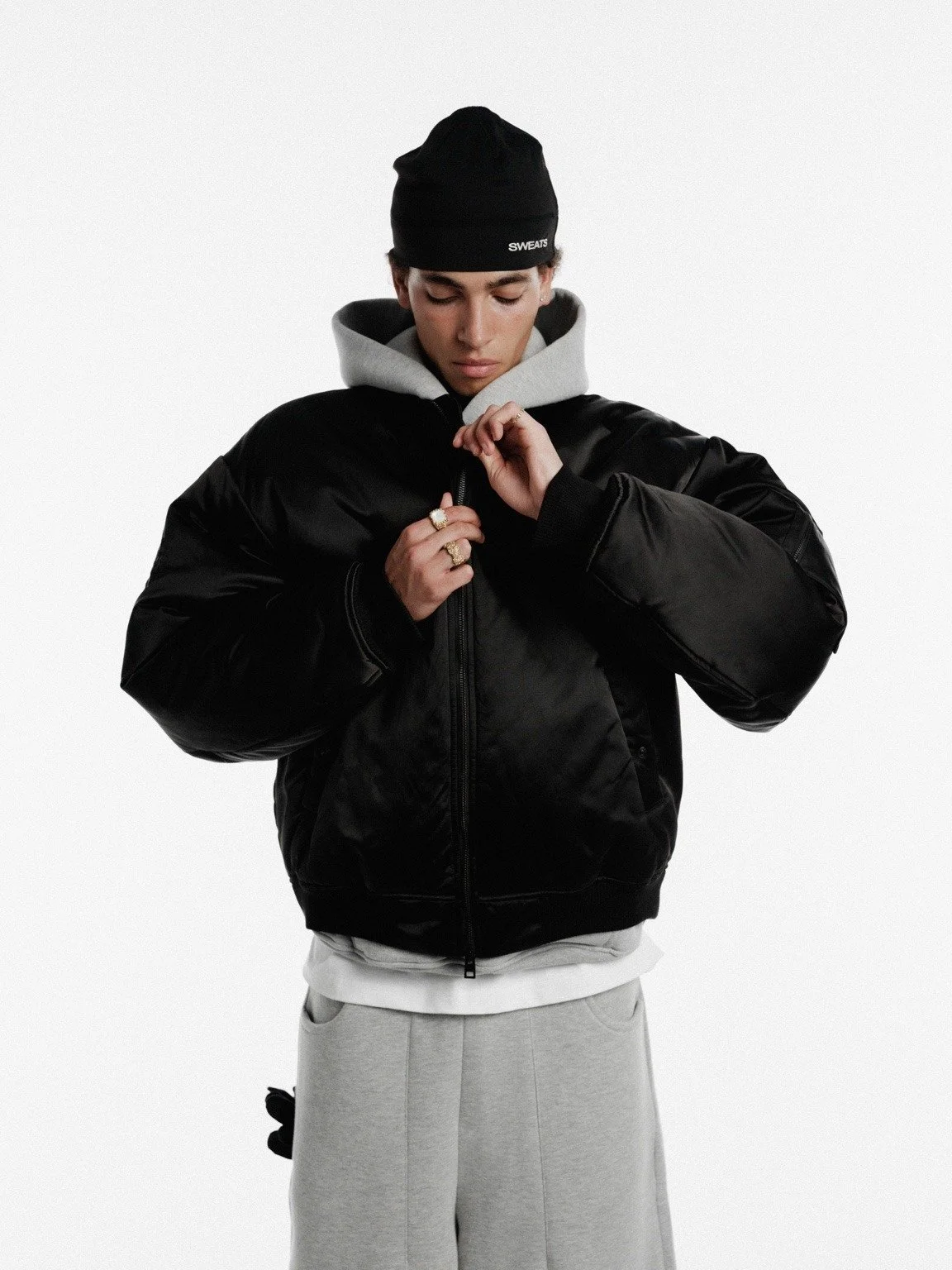 SWEATSWINTER26-3200_web.jpg