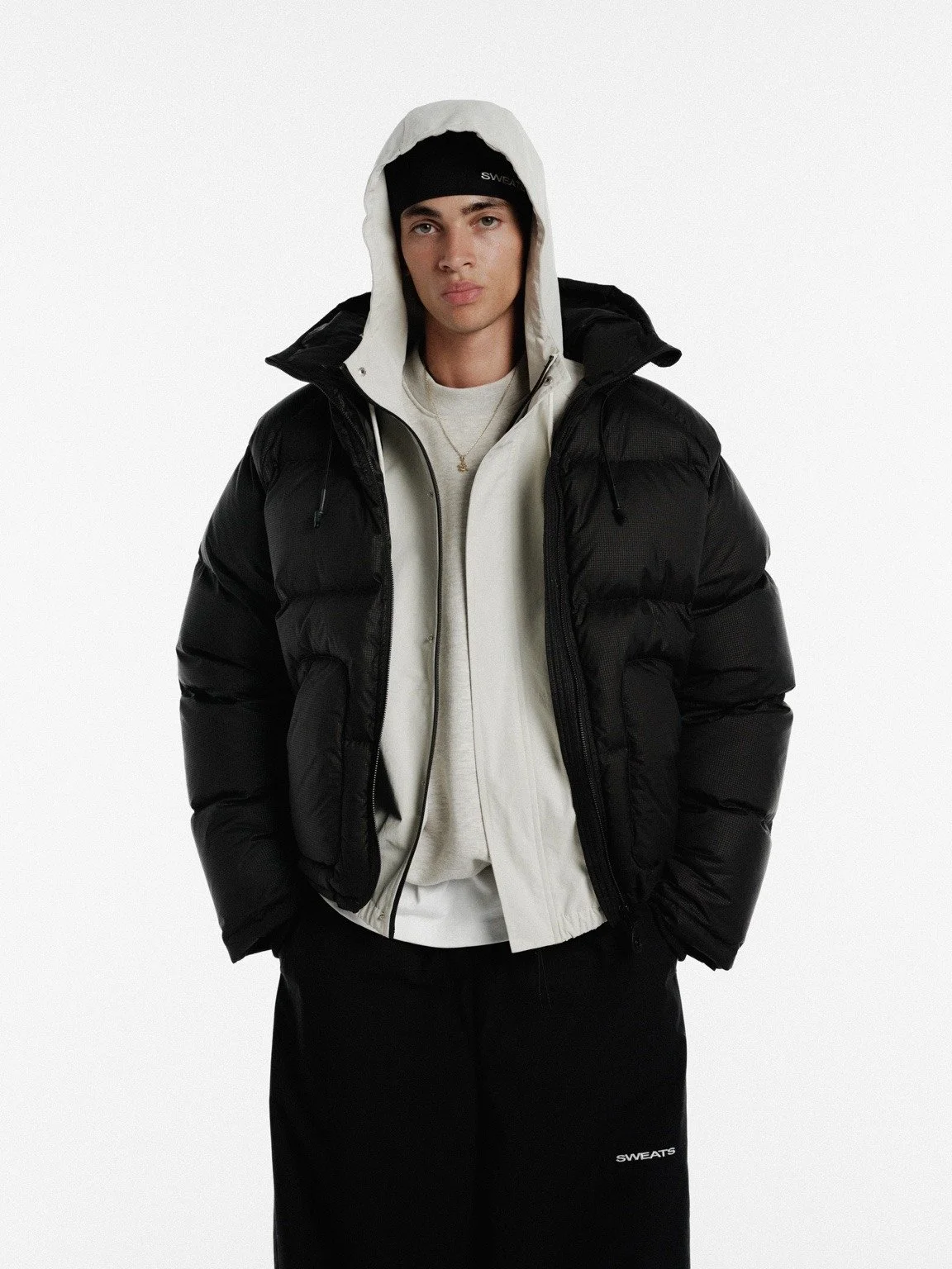 SWEATSWINTER26-3170_web.jpg