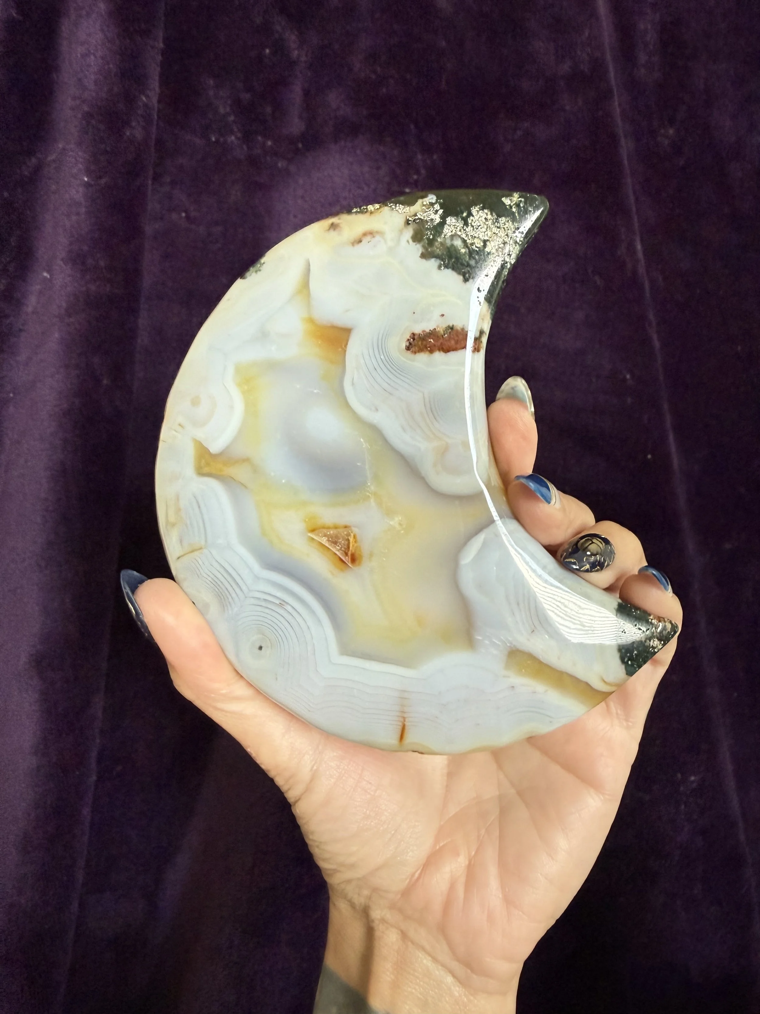 Agate Moon