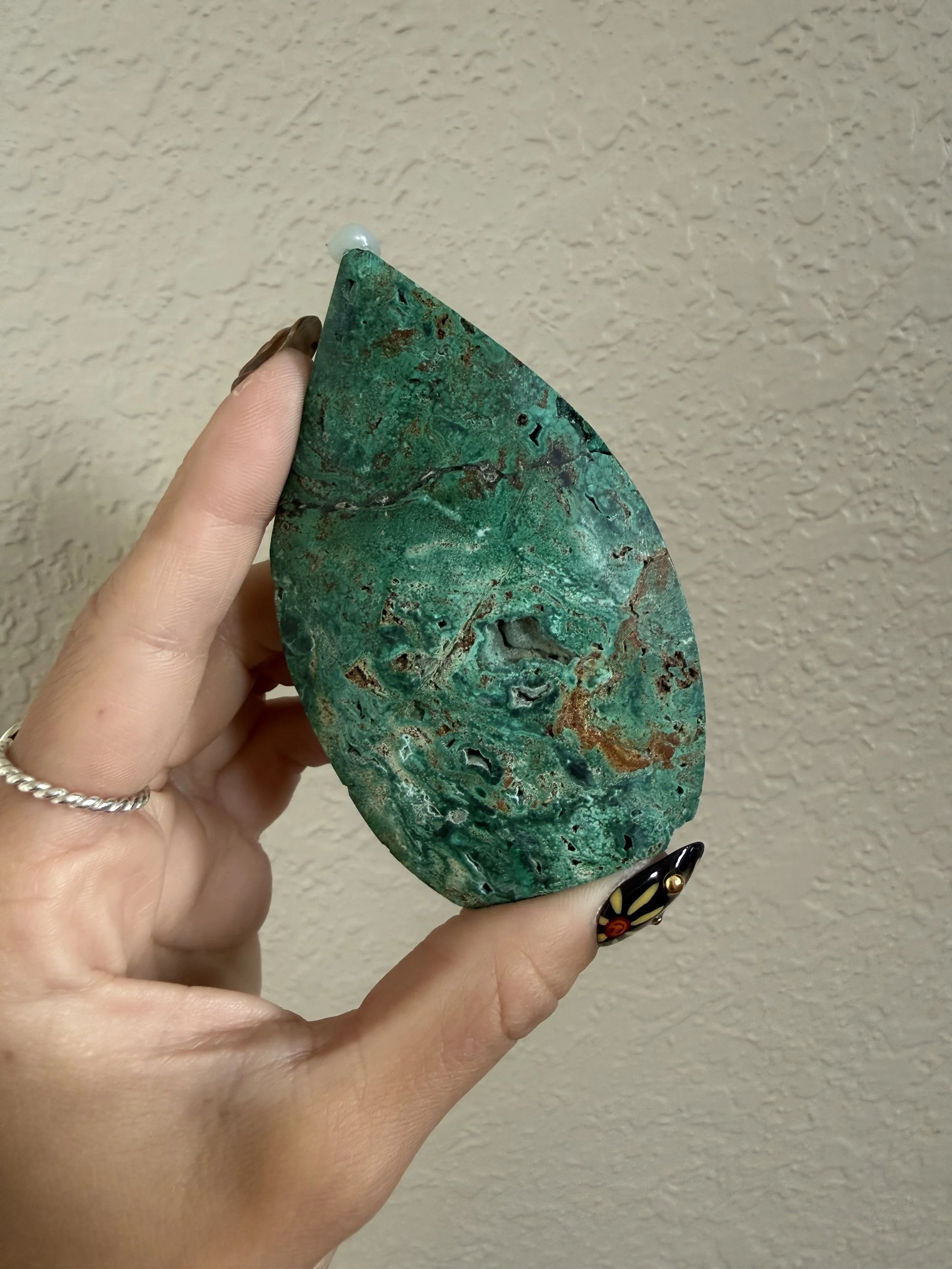 Chrysoprase Teardrop Freeform