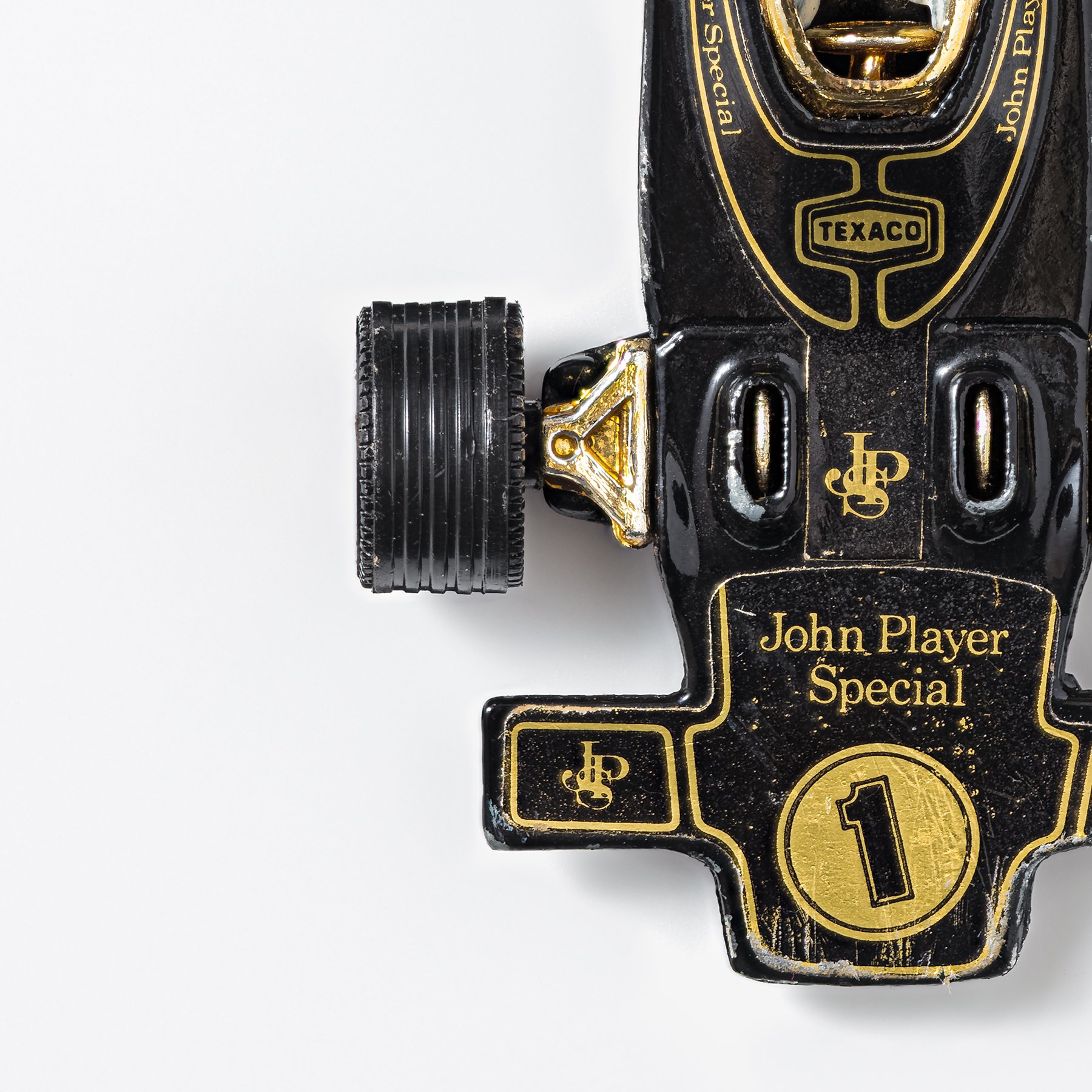 Lotus JPS F1 zoomed.jpg