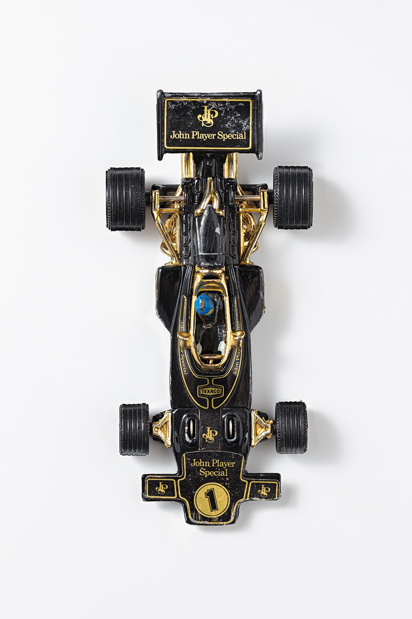 Lotus JPS F1 3x2 low res.jpg