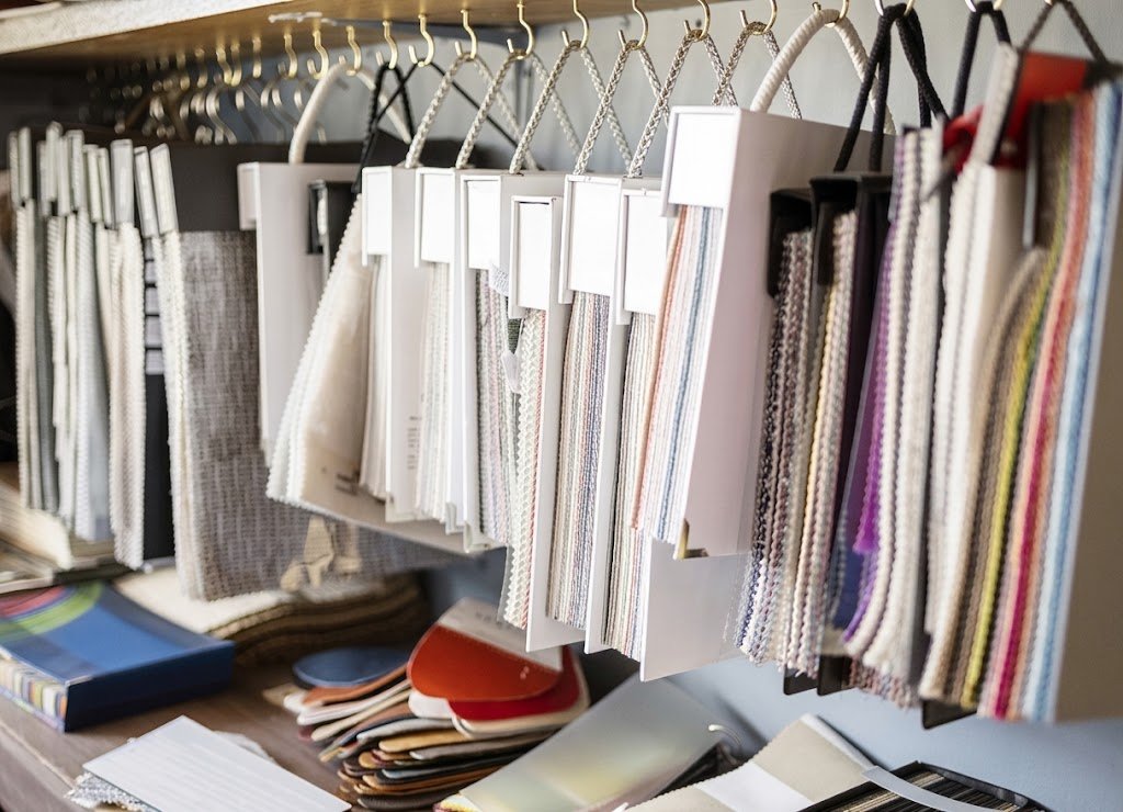 Comprehensive linen and linen-blend fabric color swatches and sample cards for fast sampling support