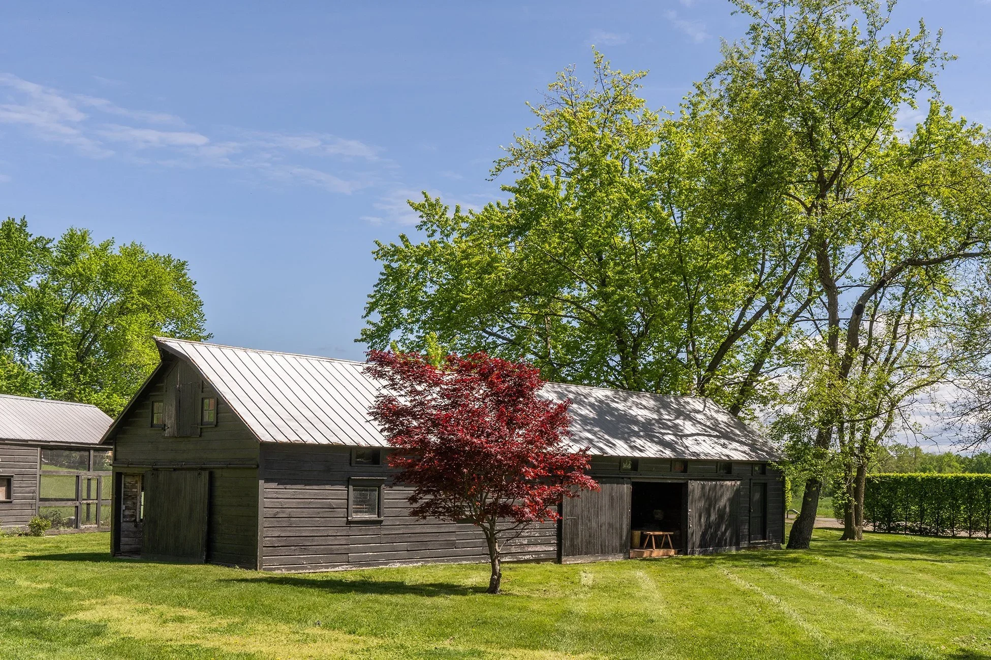 black_barn.webp