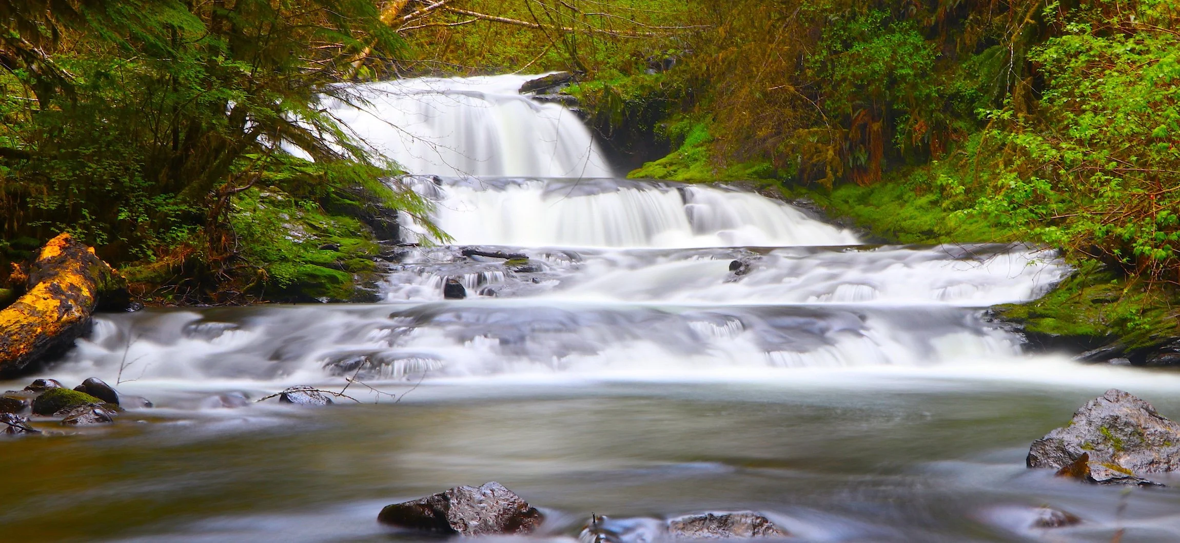 Fall Creek Waterfall_SQweb.JPG