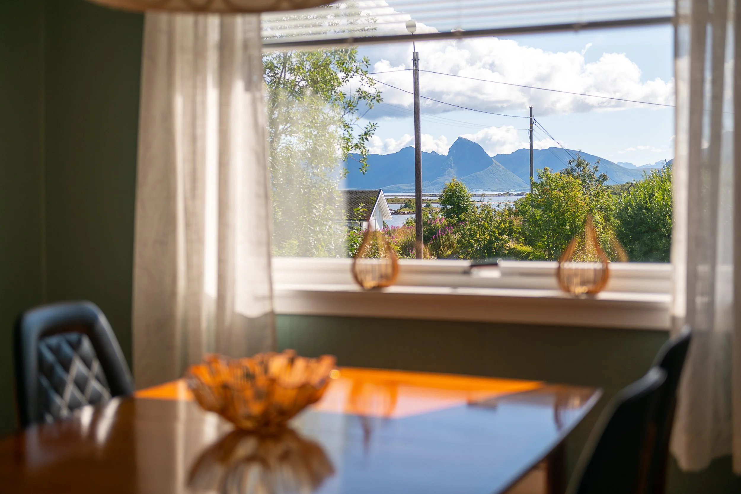 Private cabin retreat Ringstad Sjohus located in Vesteralen, Northern Norway, Arctic experience.