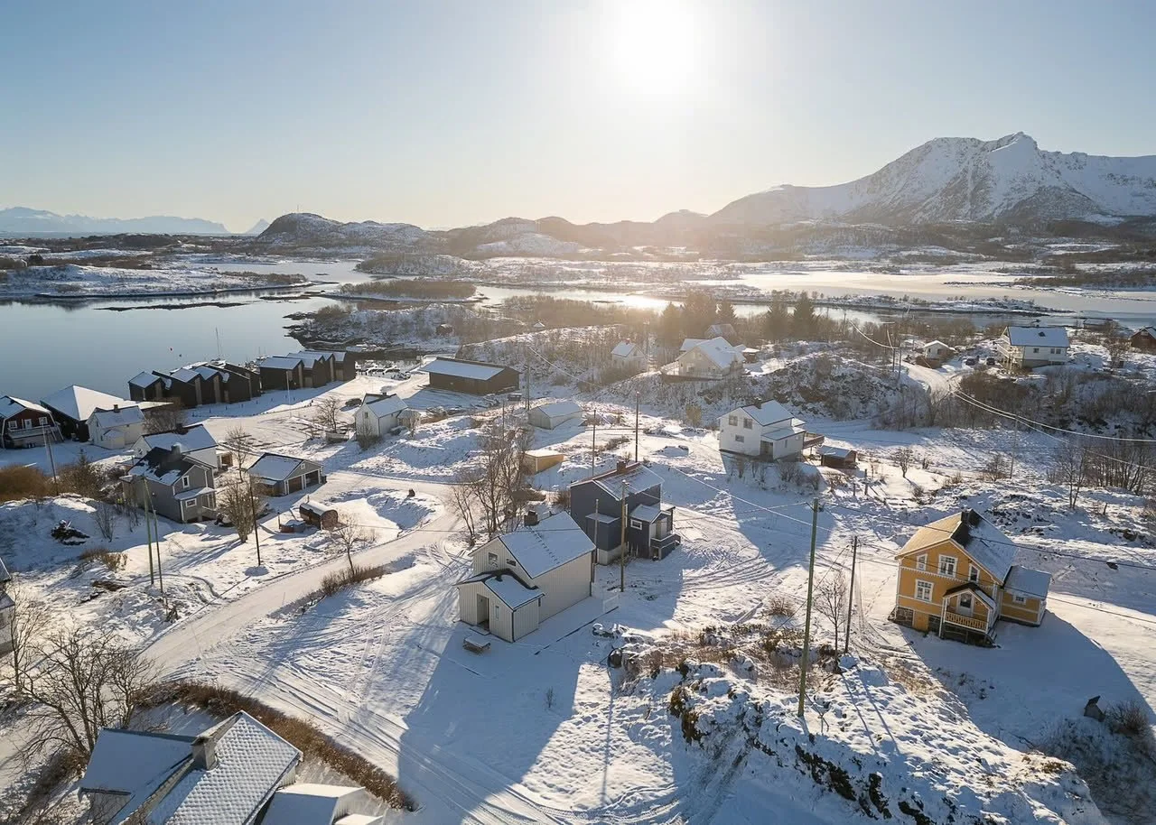 Sunny winter day in Ringstad Sjohus, Vesteralen, Northern Norway, cozy Arctic cabin retreat