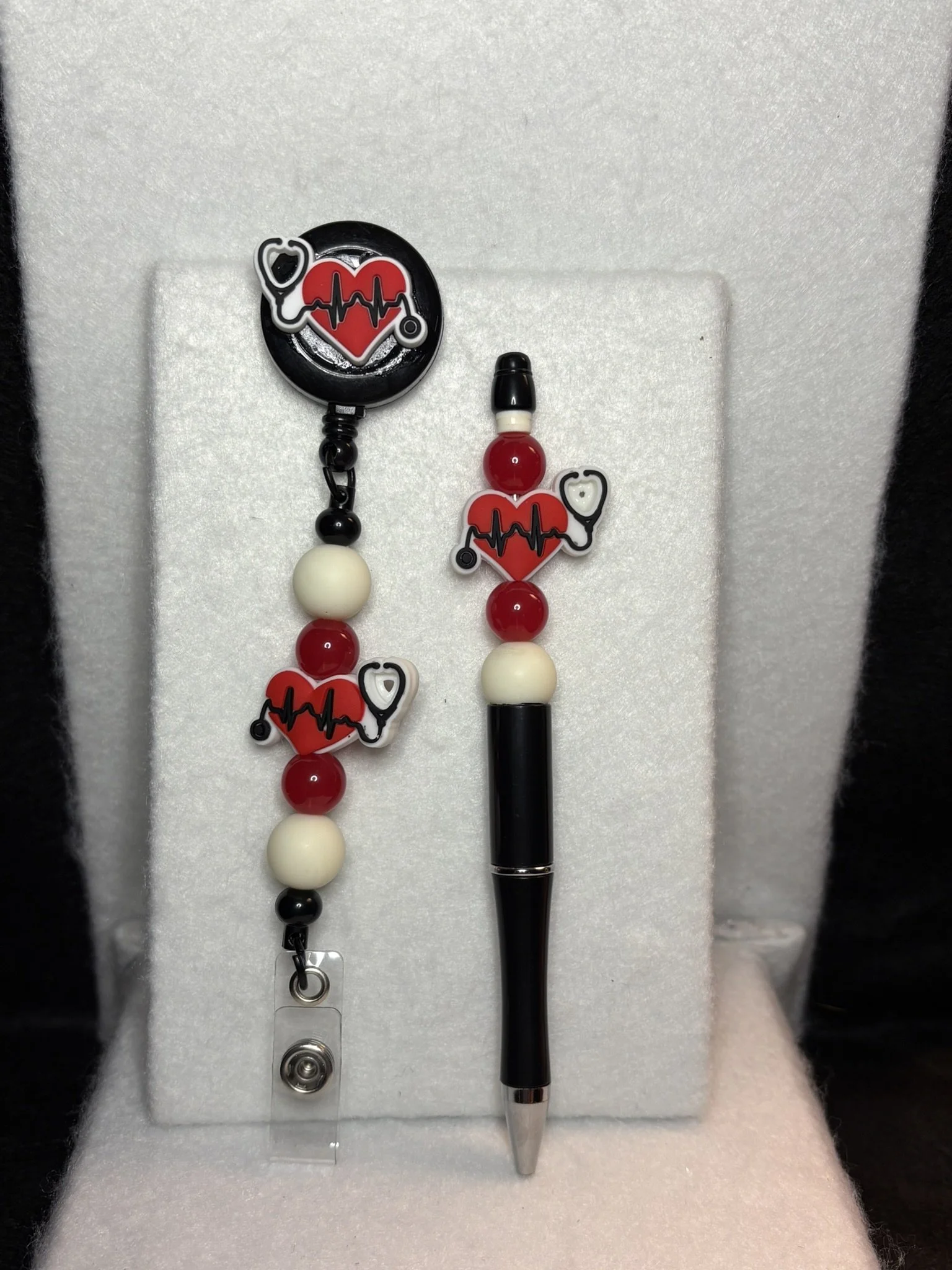 In A Heartbeat Badge Reel and Pen Set