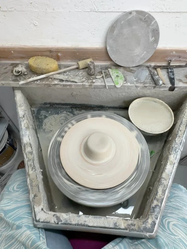 Feeling the motions and sounds of the kick wheel at @michellefootepottery &lsquo;s wonderful little studio 🌊