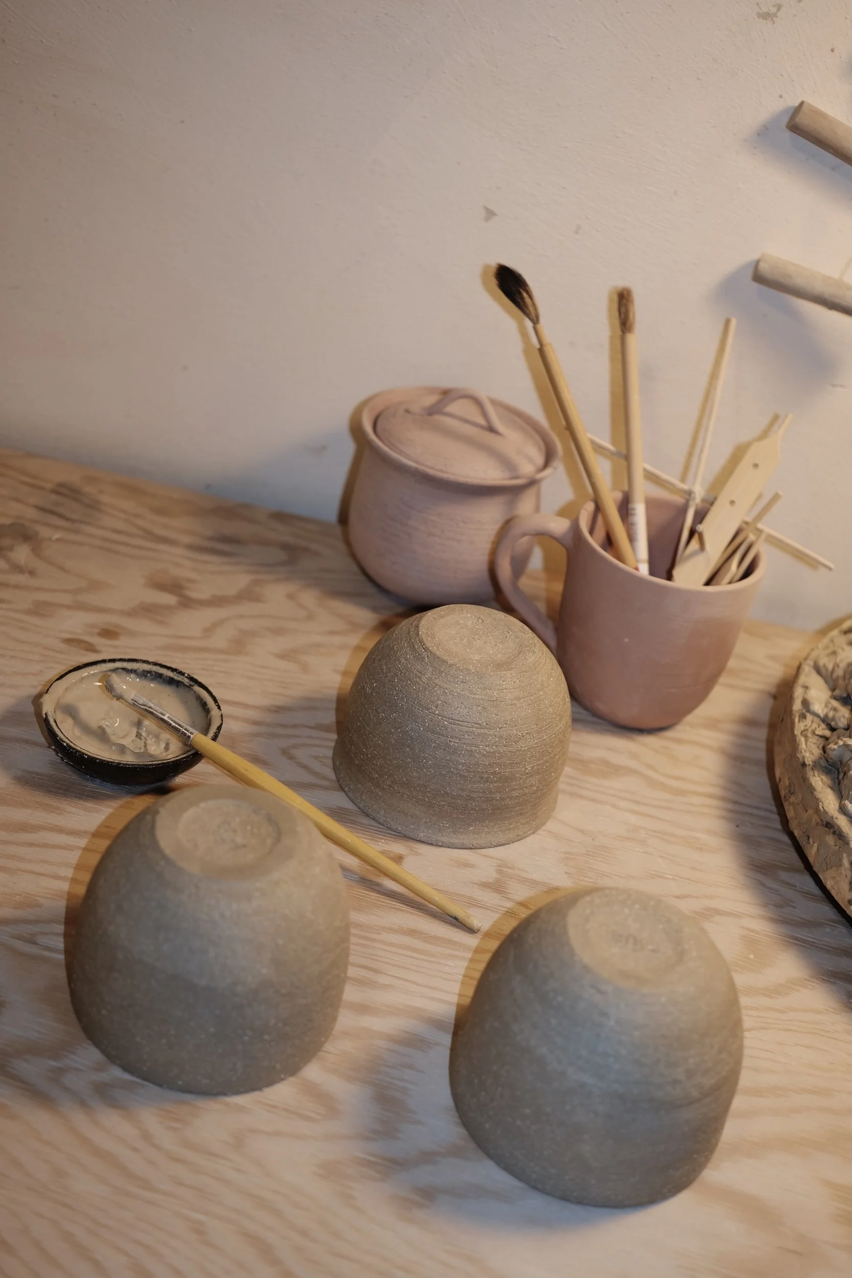 enya-pottery-mugs-series-a-03.JPG