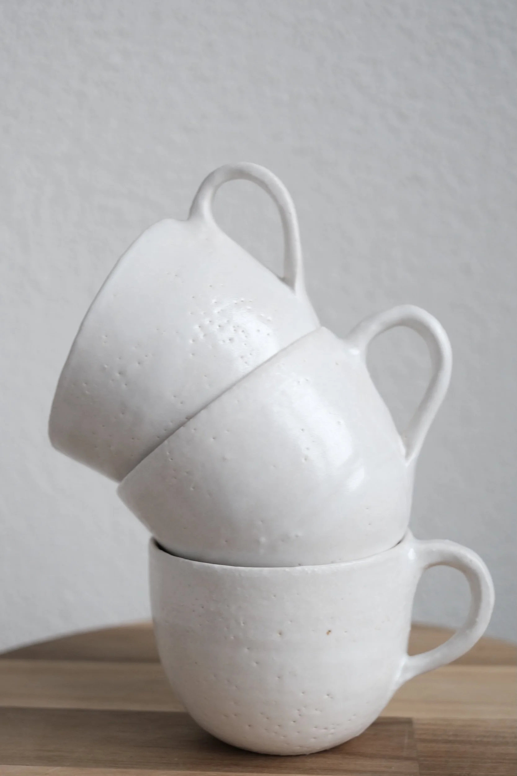 enya-pottery-mugs-series-a-01.jpg