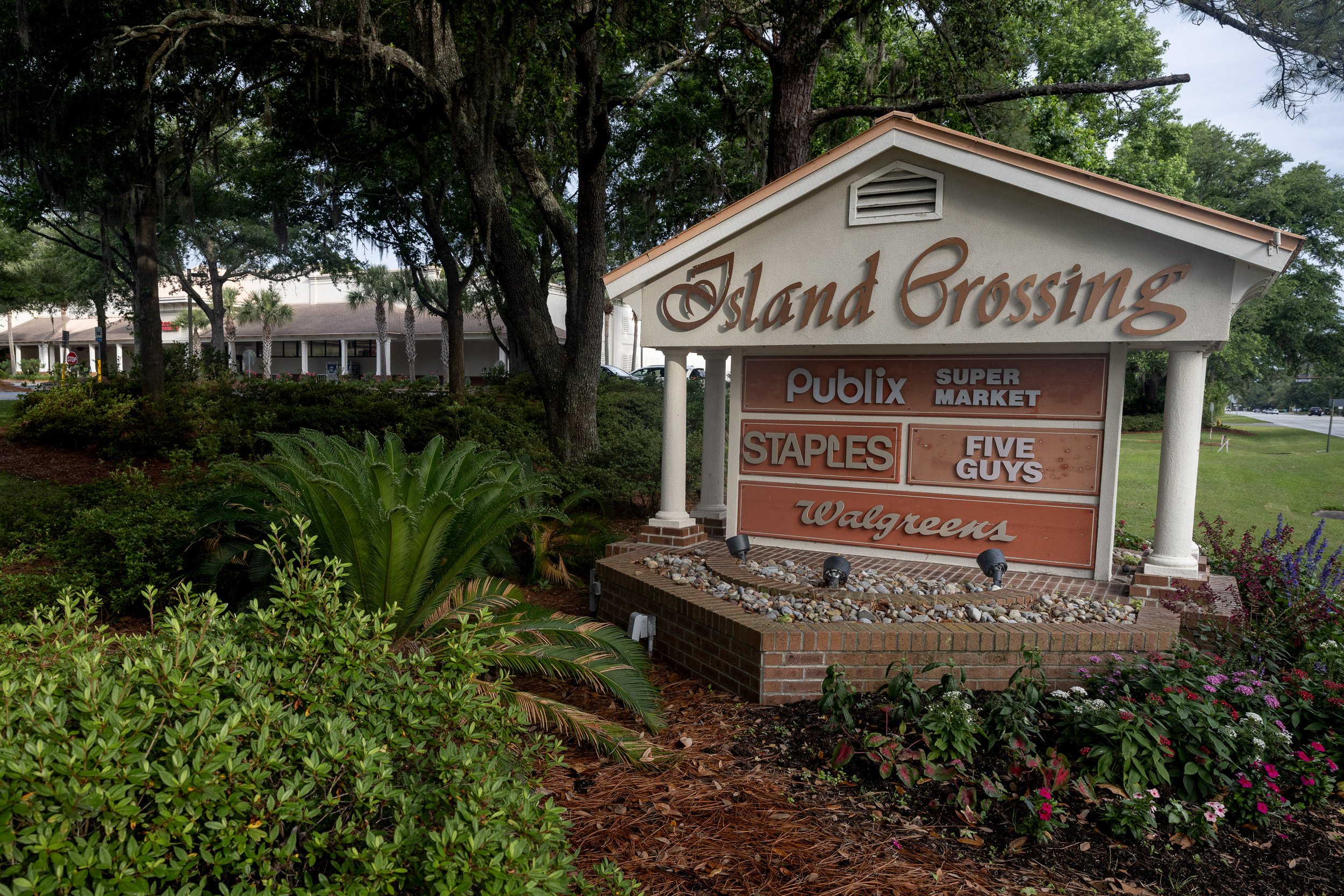 Low-profile signage at Island Crossing on Hilton Head Island, designed to blend into the surrounding landscape.