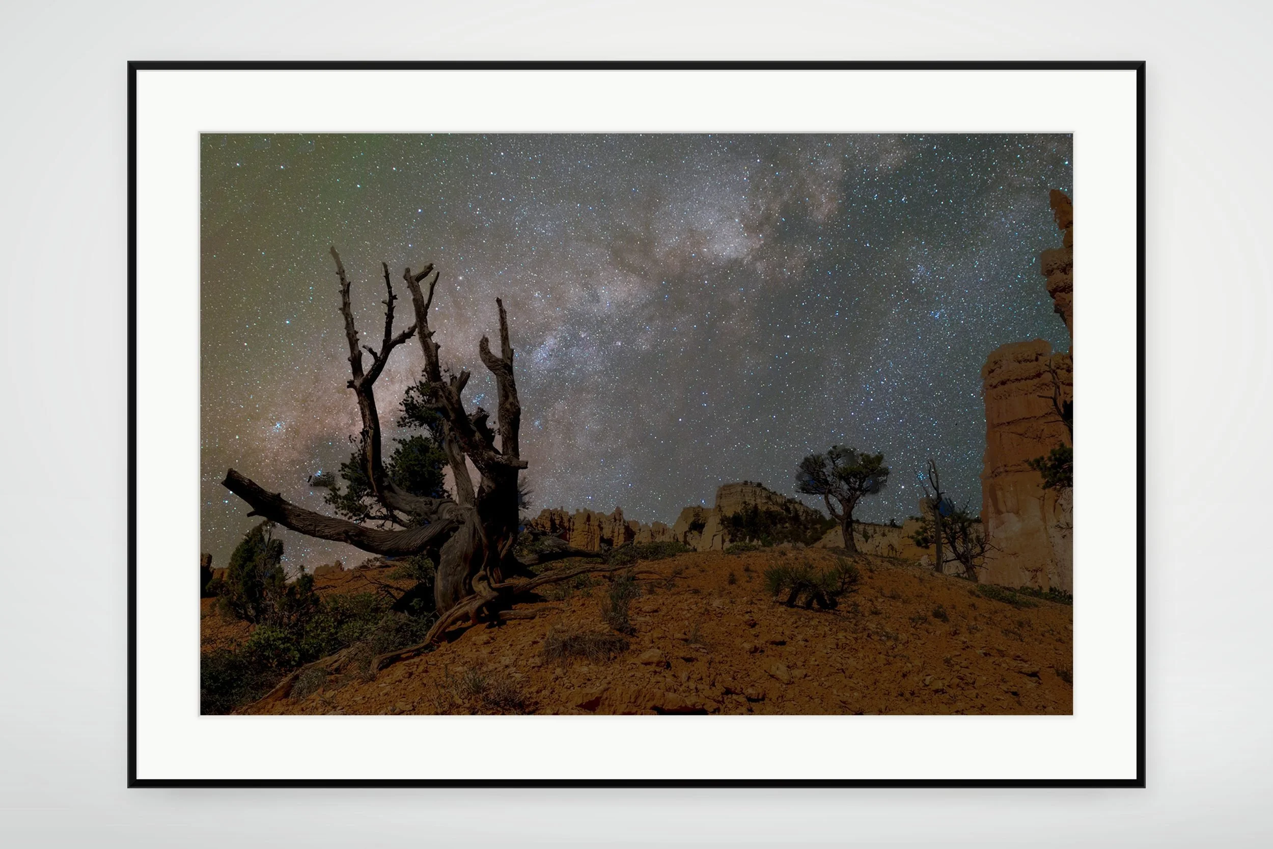 BRY01-MOCKUP-FRAMED.jpg