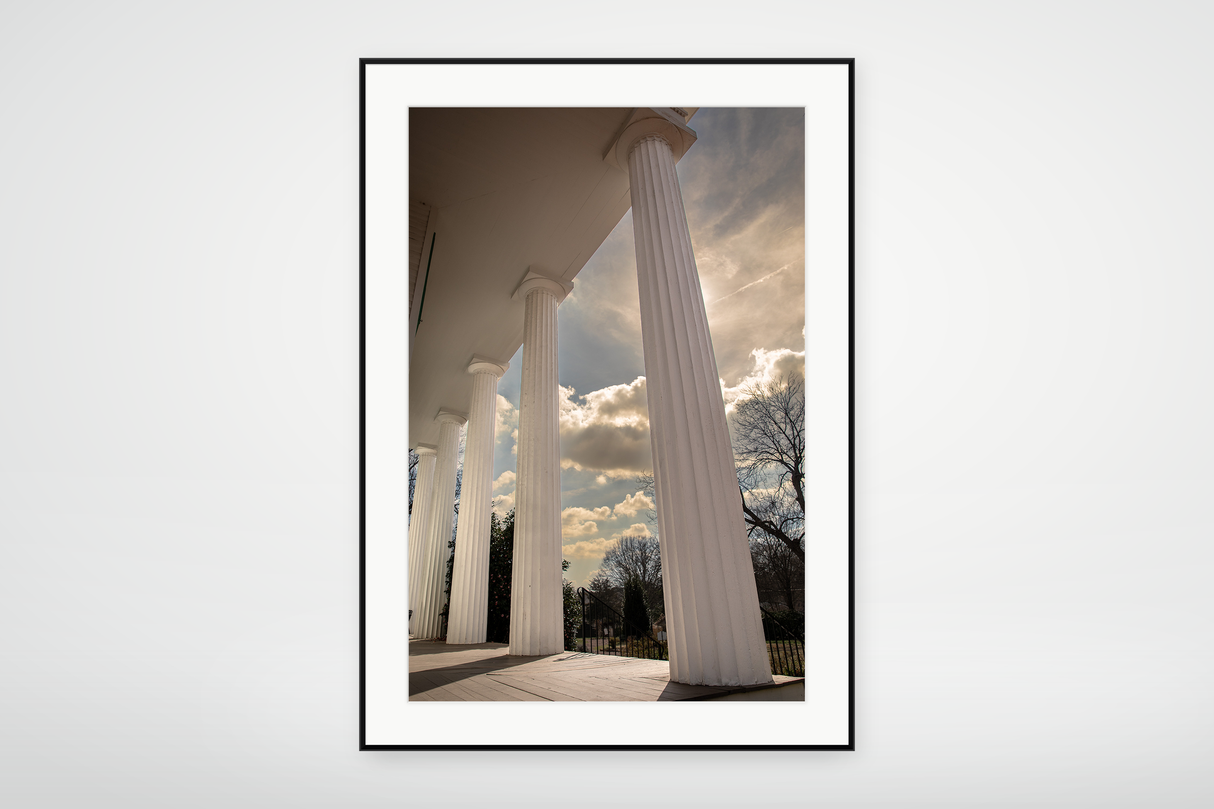 ROS01-MOCKUP-FRAMED.png