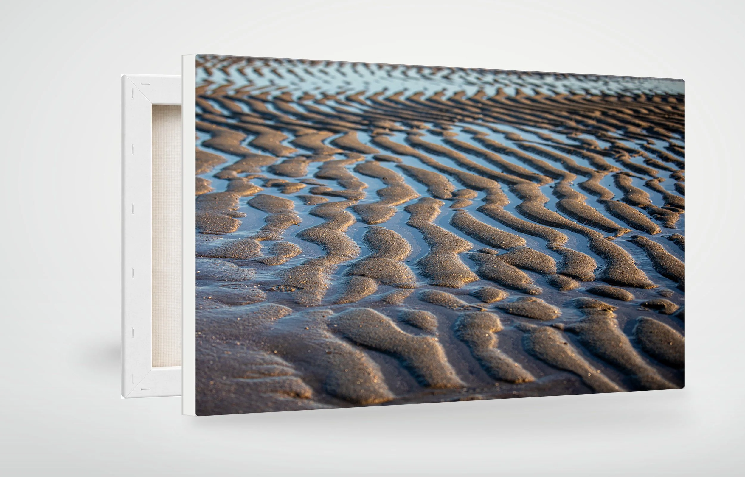 HHI05-MOCKUP-CANVAS.jpg