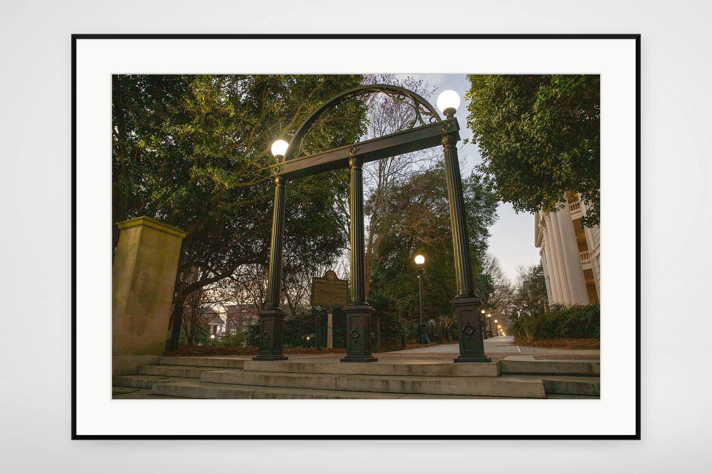 ATH01-MOCKUP-FRAMED.jpg