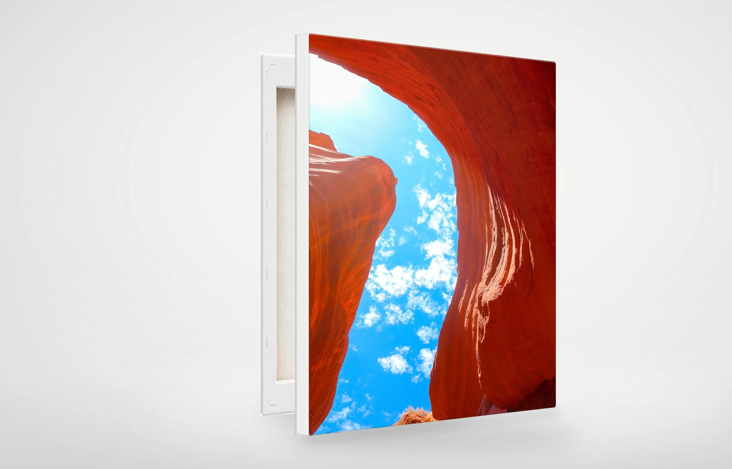 KAN02-MOCKUP-CANVAS.jpg