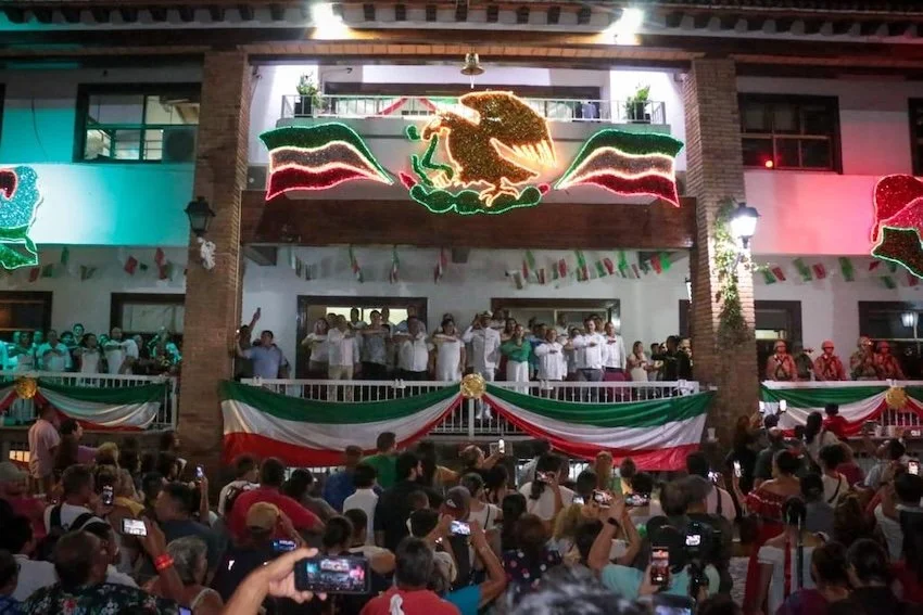 A grito in Puerto Vallarta during Independence celebrations