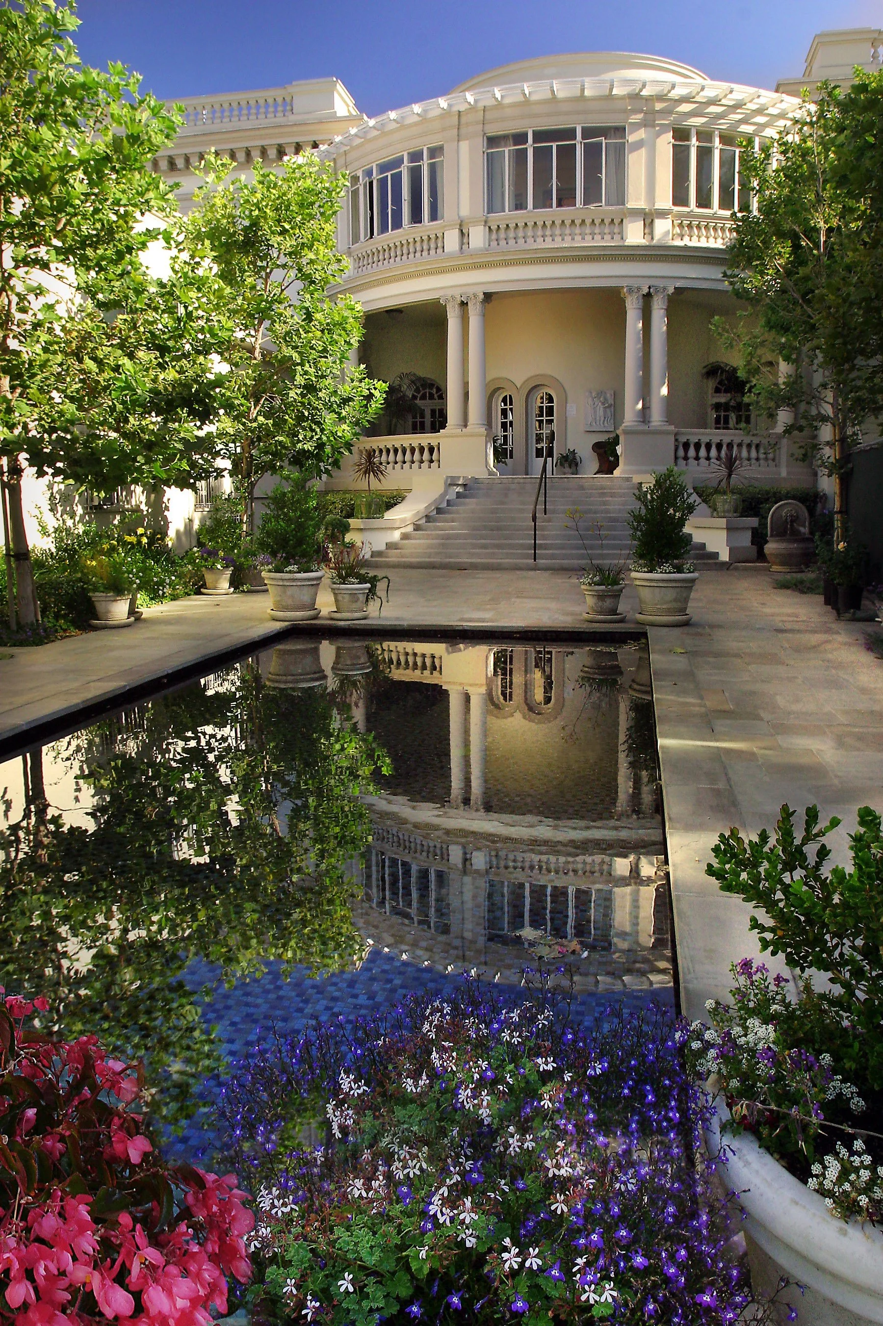 Guasti Villa back.jpg