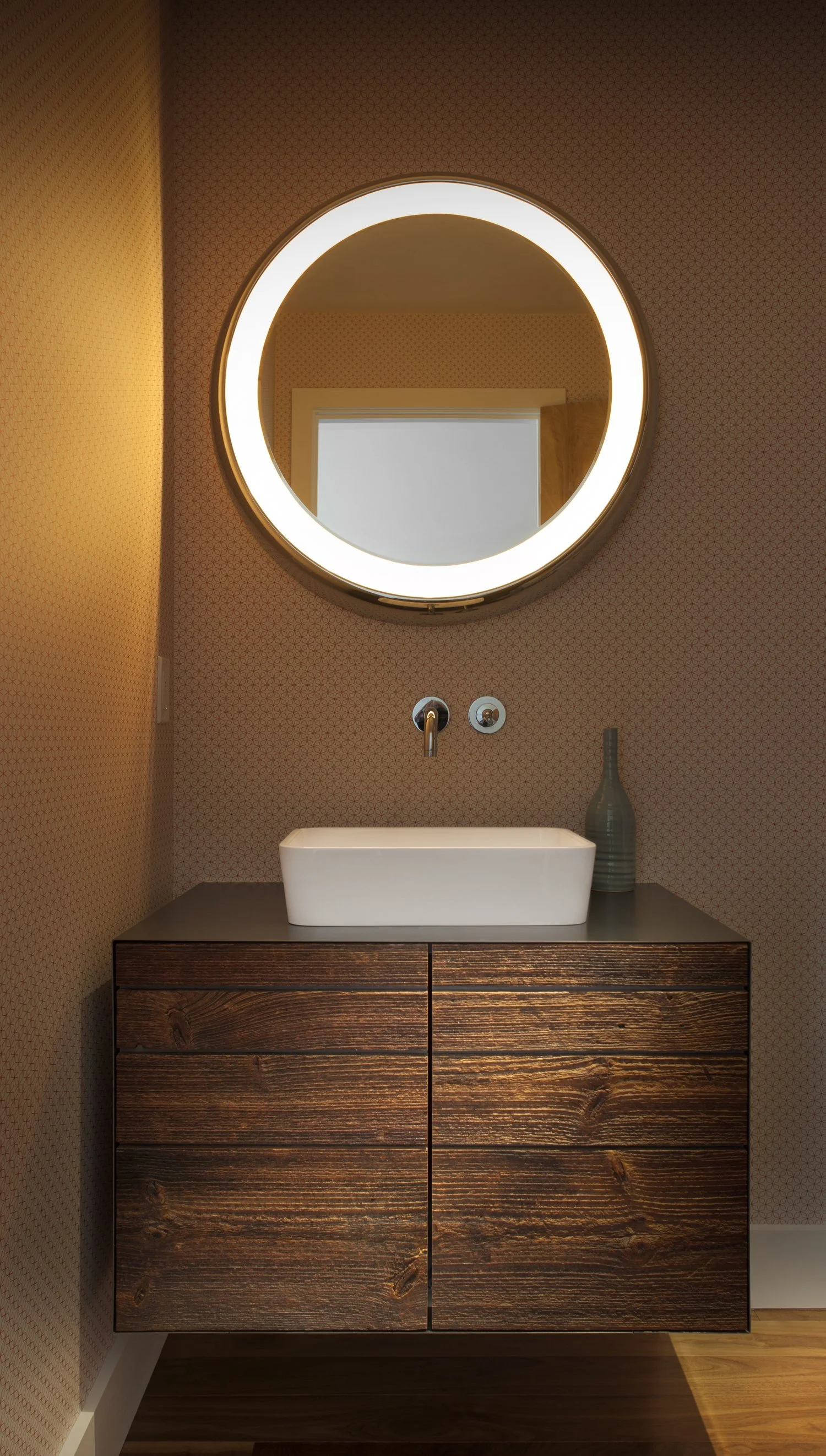 012_Powder Room.jpg