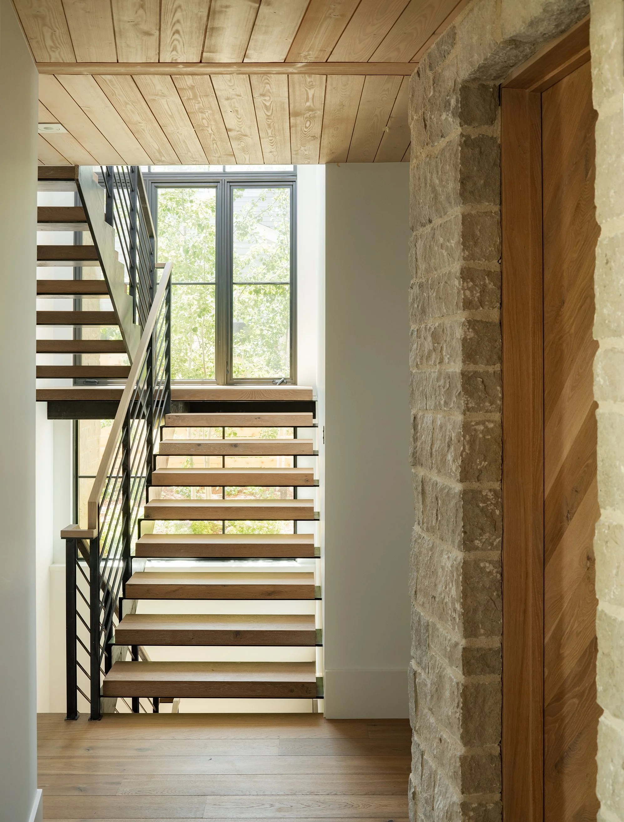 SurroundArch_Sunset-Entry-Hallway,-Stairs.jpg